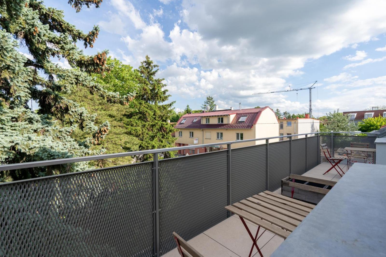 Luxurious 70 M2 With Balcony & Air Conditioning Apartment Wien