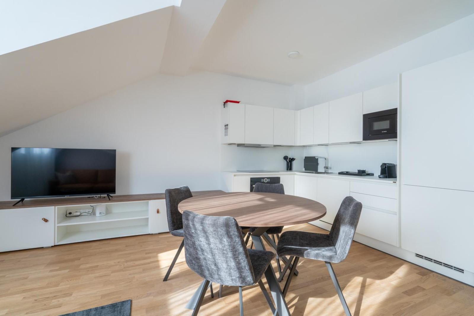 Appartamento Exclusive 70 M2 With Balcony And Air Conditioning *