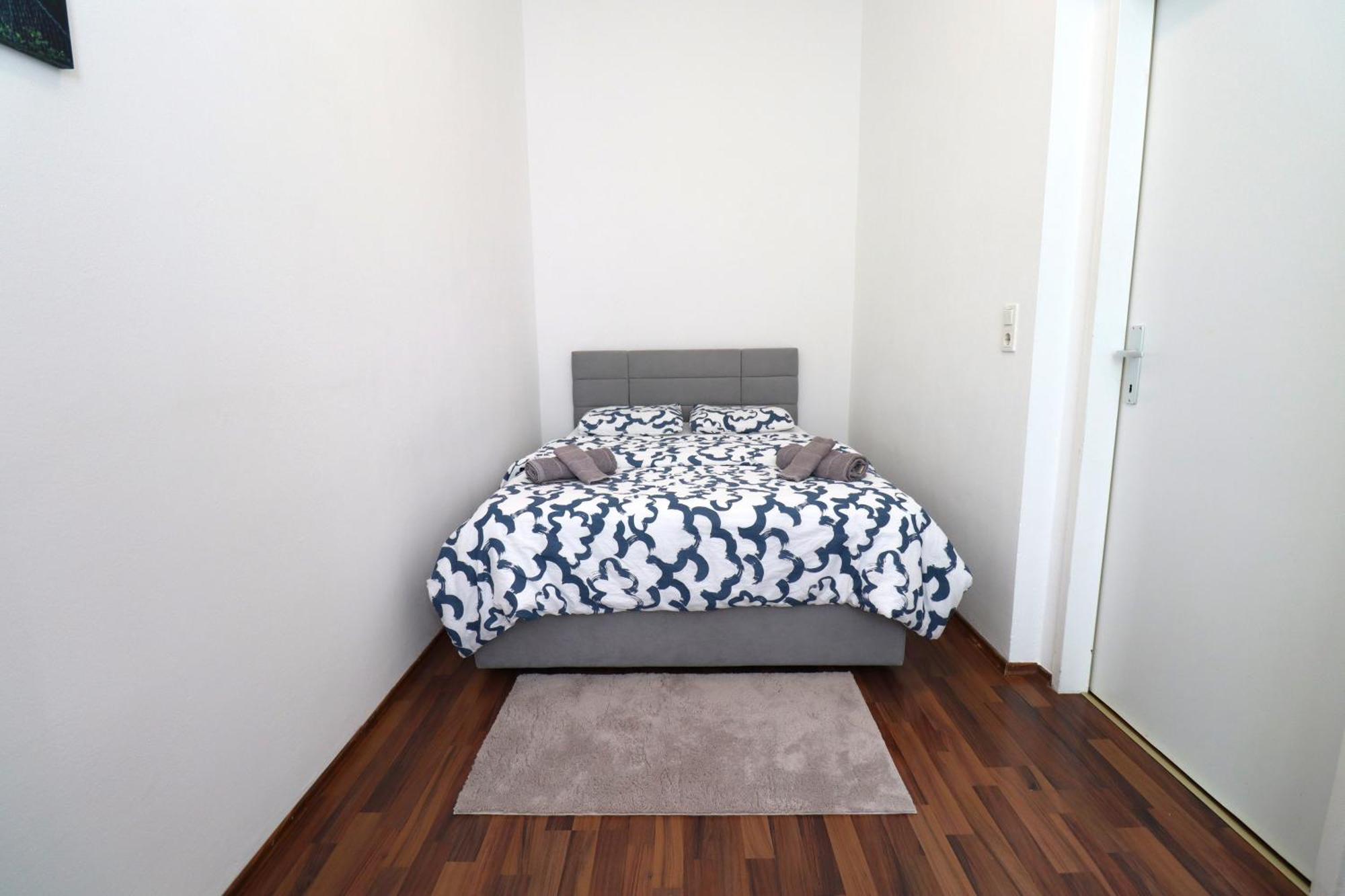 Cityplaza - 1020 Apartment *