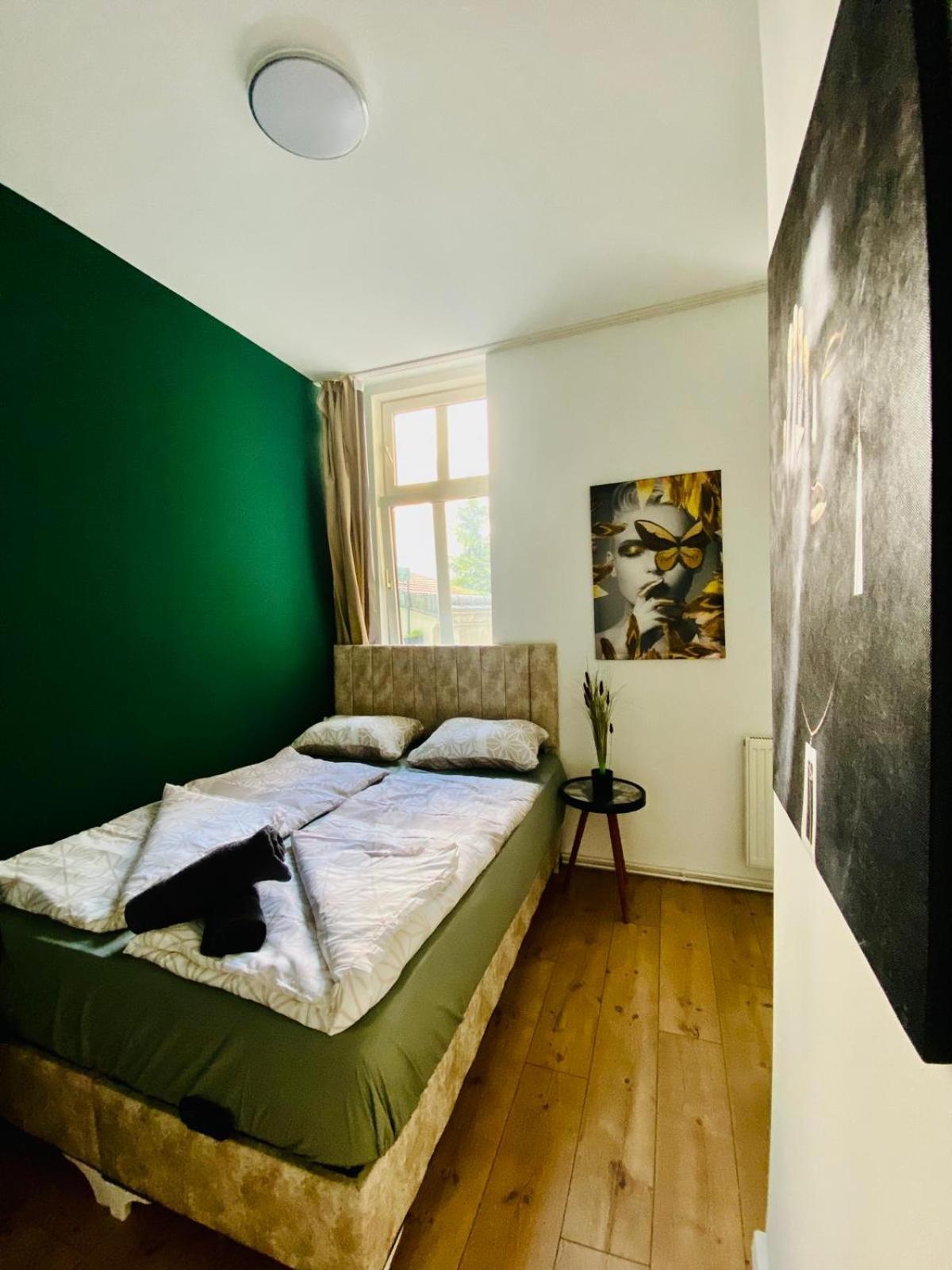 8 Fully Equipped Studio Shared Apt W Terrace Margareten Apartment Vienna