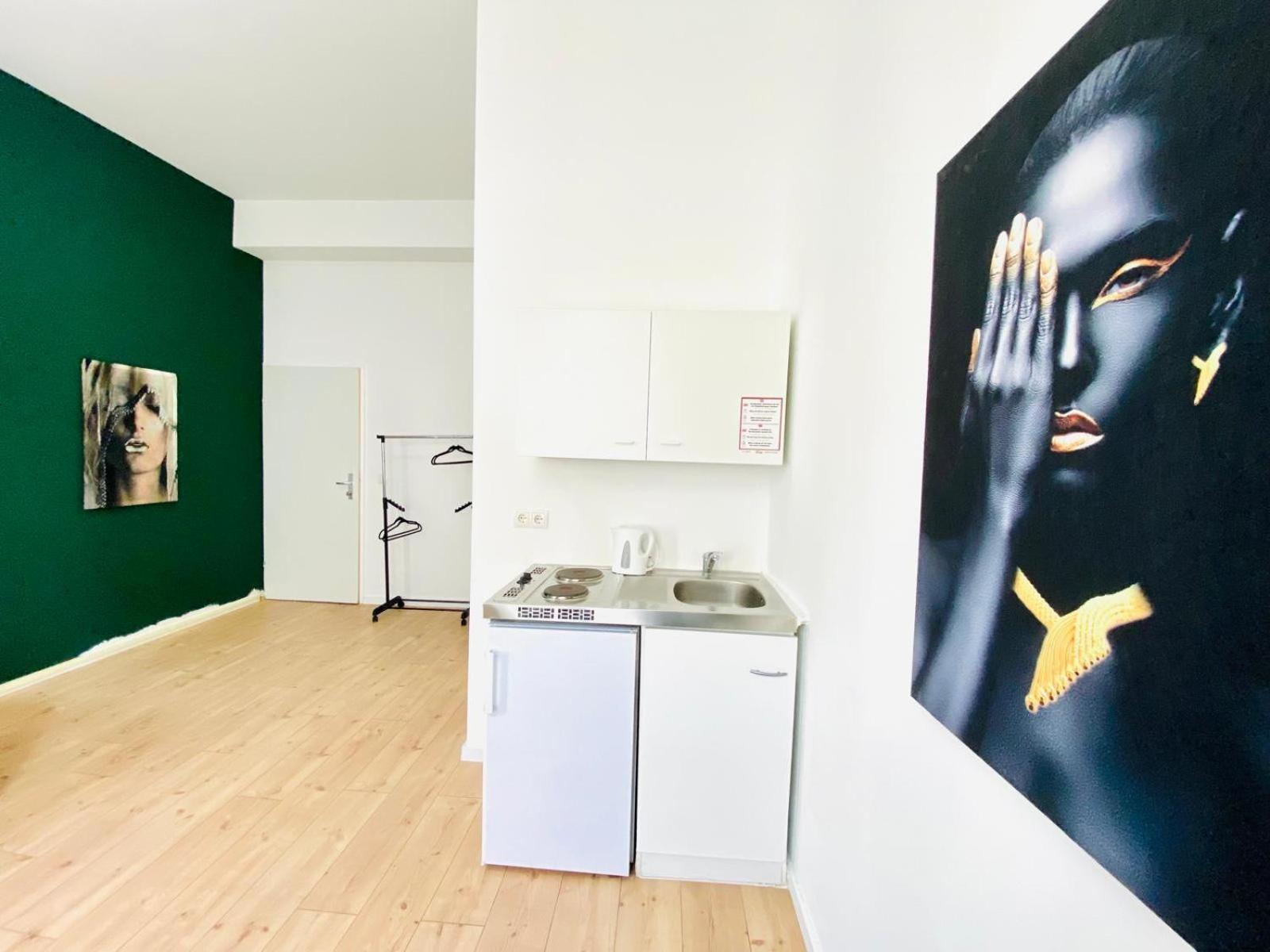 8 Fully Equipped Studio Shared Apt W Terrace Margareten Vienna