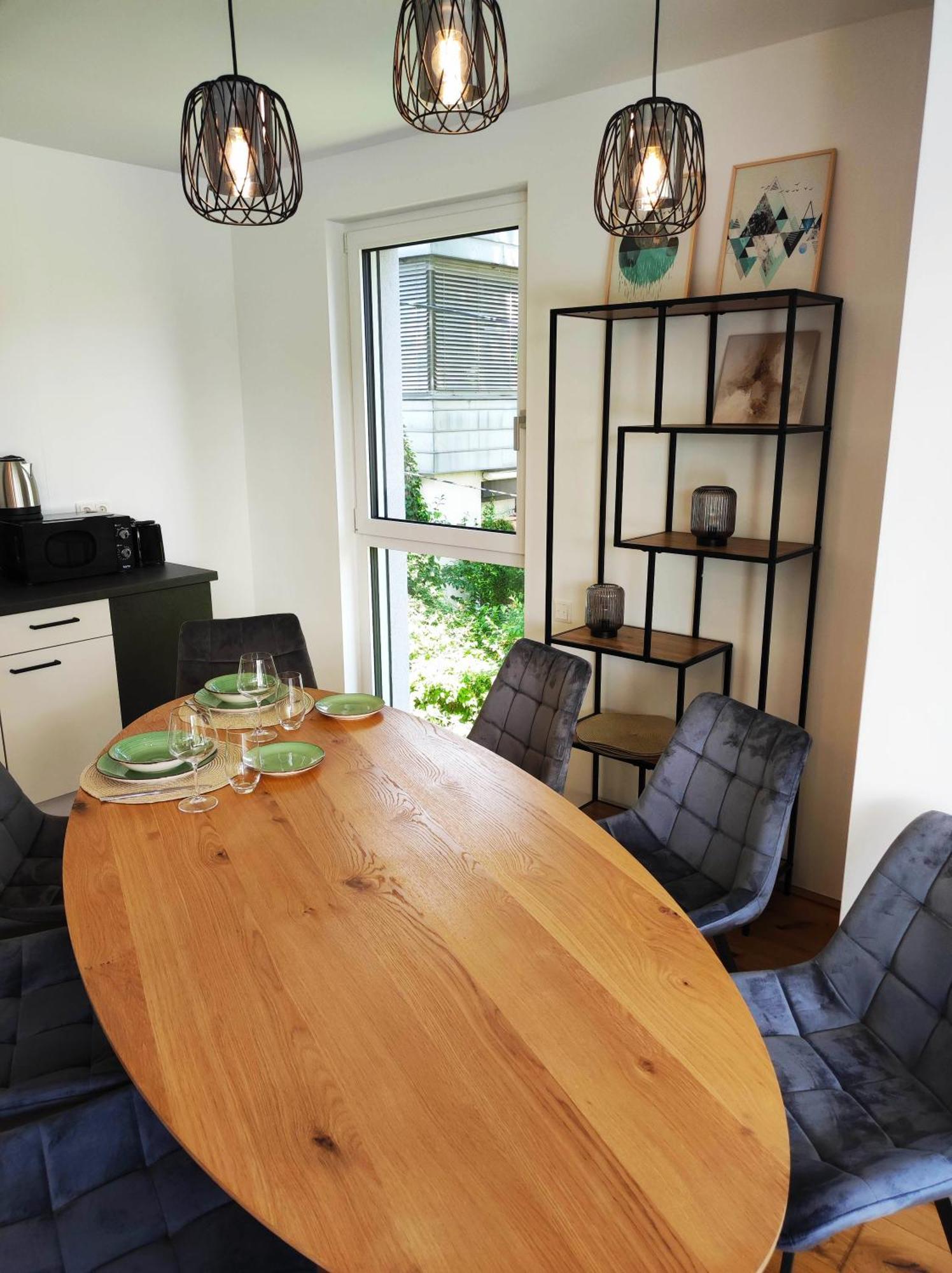 Apartment Roksox-home Gegenueber Des International Center Und Kaiserwasser *