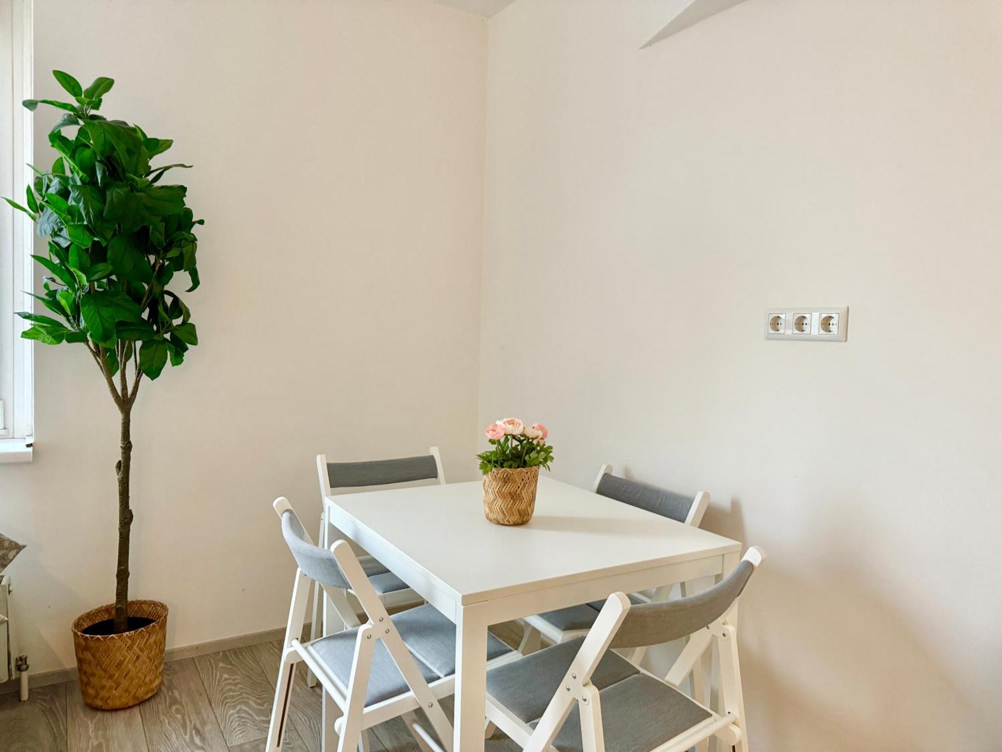 Apartment Stylish Schonbrunn - Free Underground Parking *
