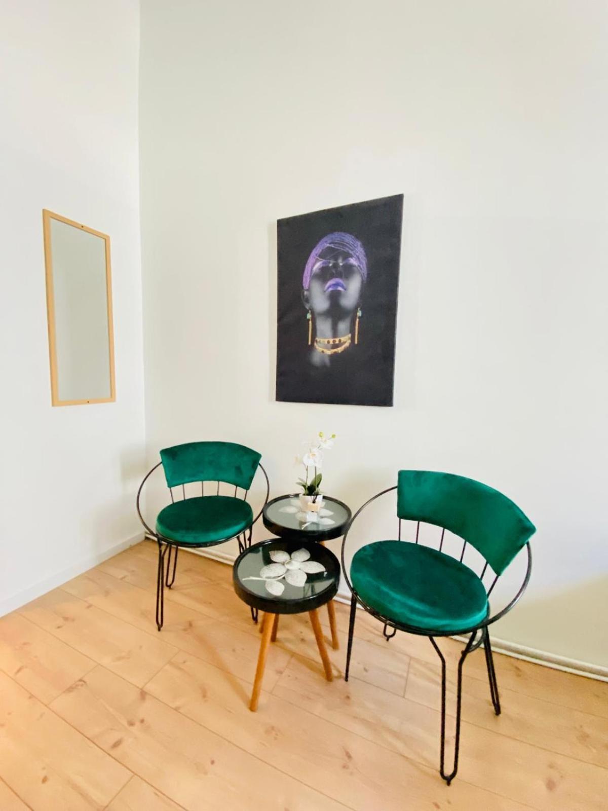Apartment 8 Fully Equipped Studio Shared Apt W Terrace Margareten