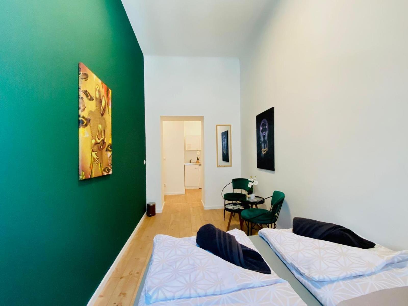 8 Fully Equipped Studio Shared Apt W Terrace Margareten *