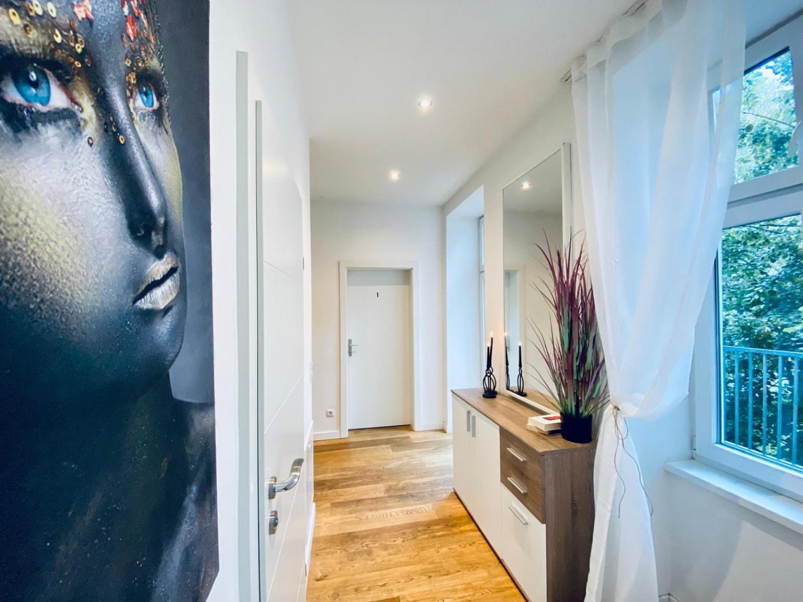 Elegant 2br With Balcony Near Millennium Apartment