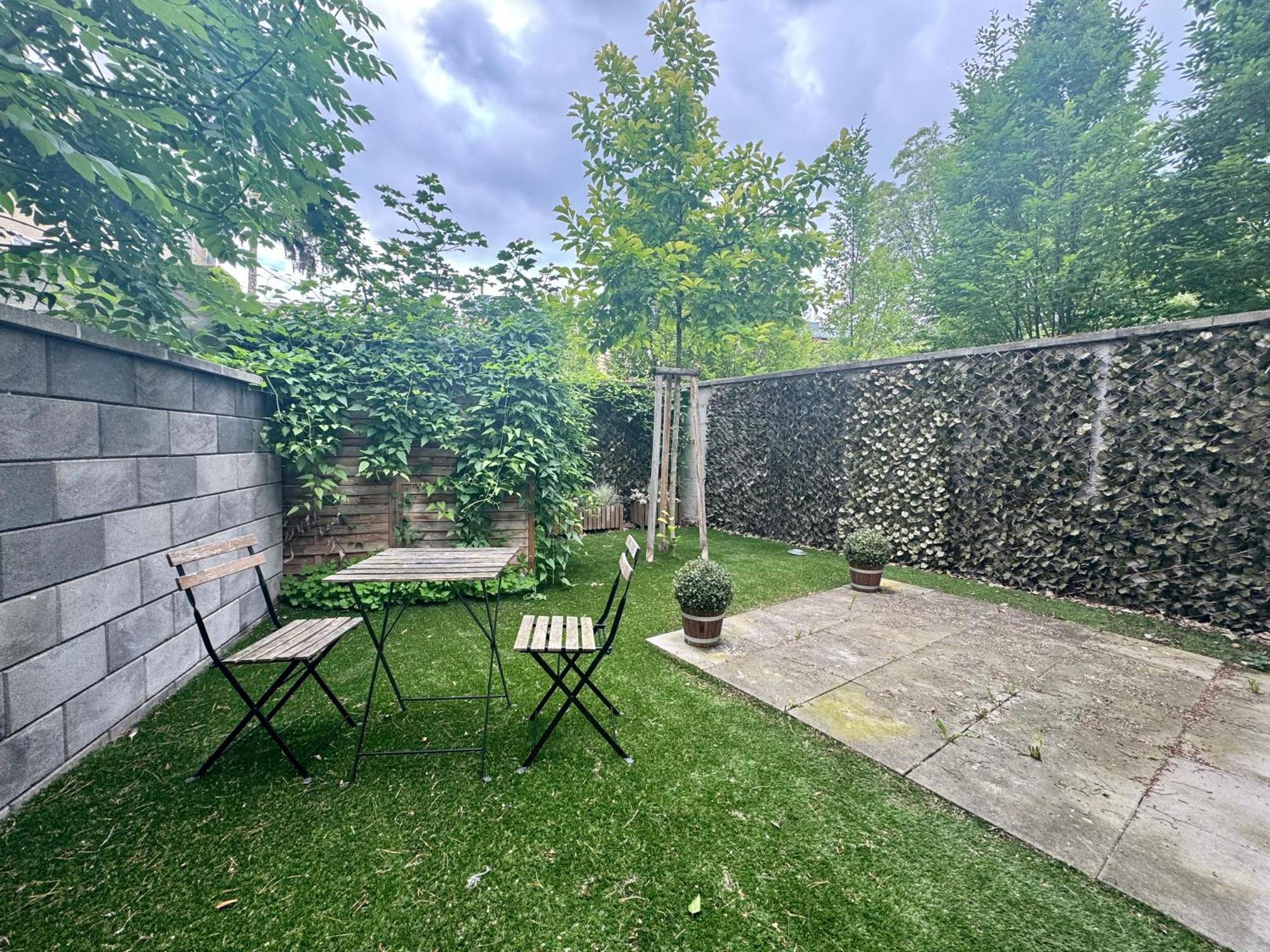 Moebliertes Mit Terrasse Apartment Vienna