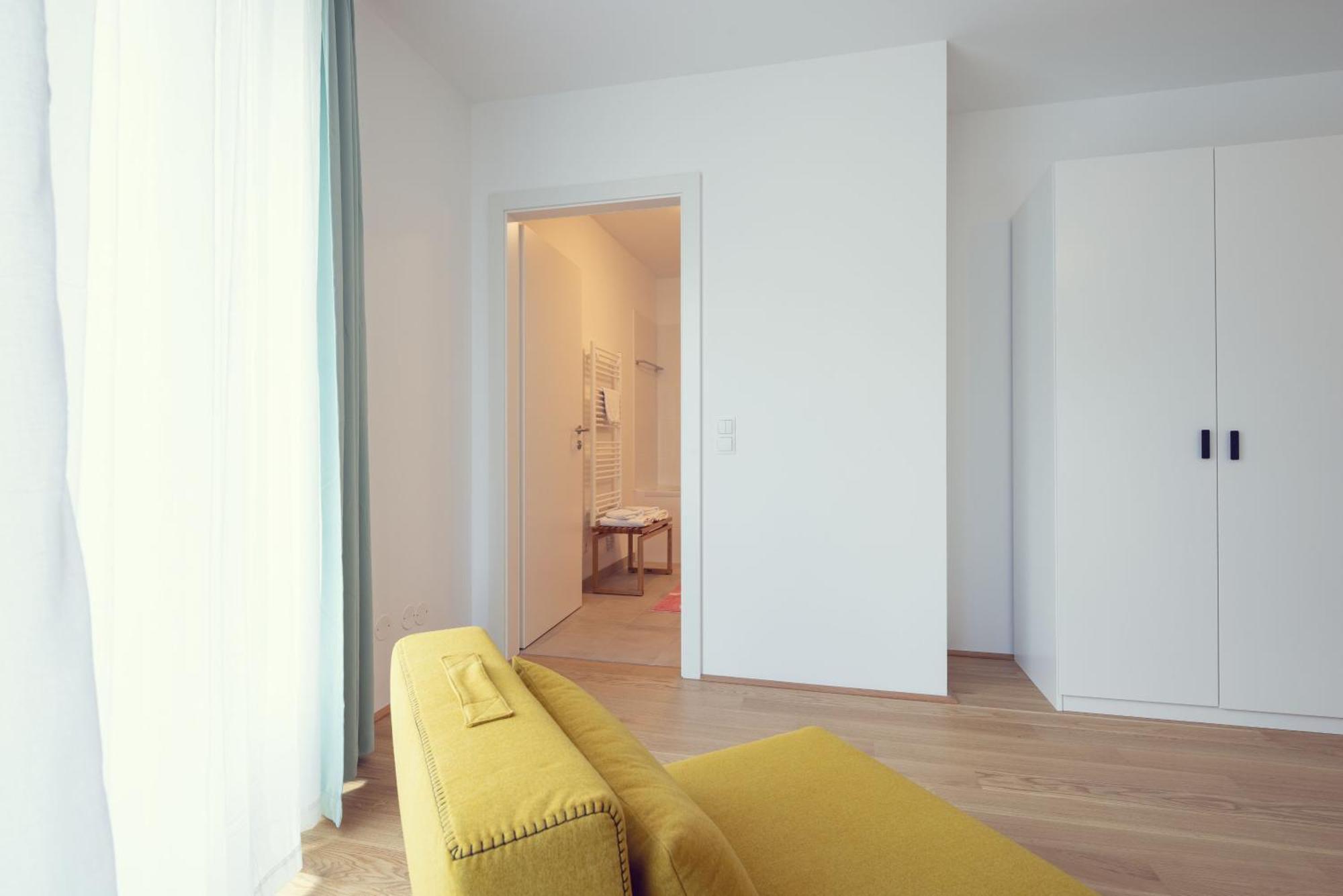 Apartment Meverling Lemon 4