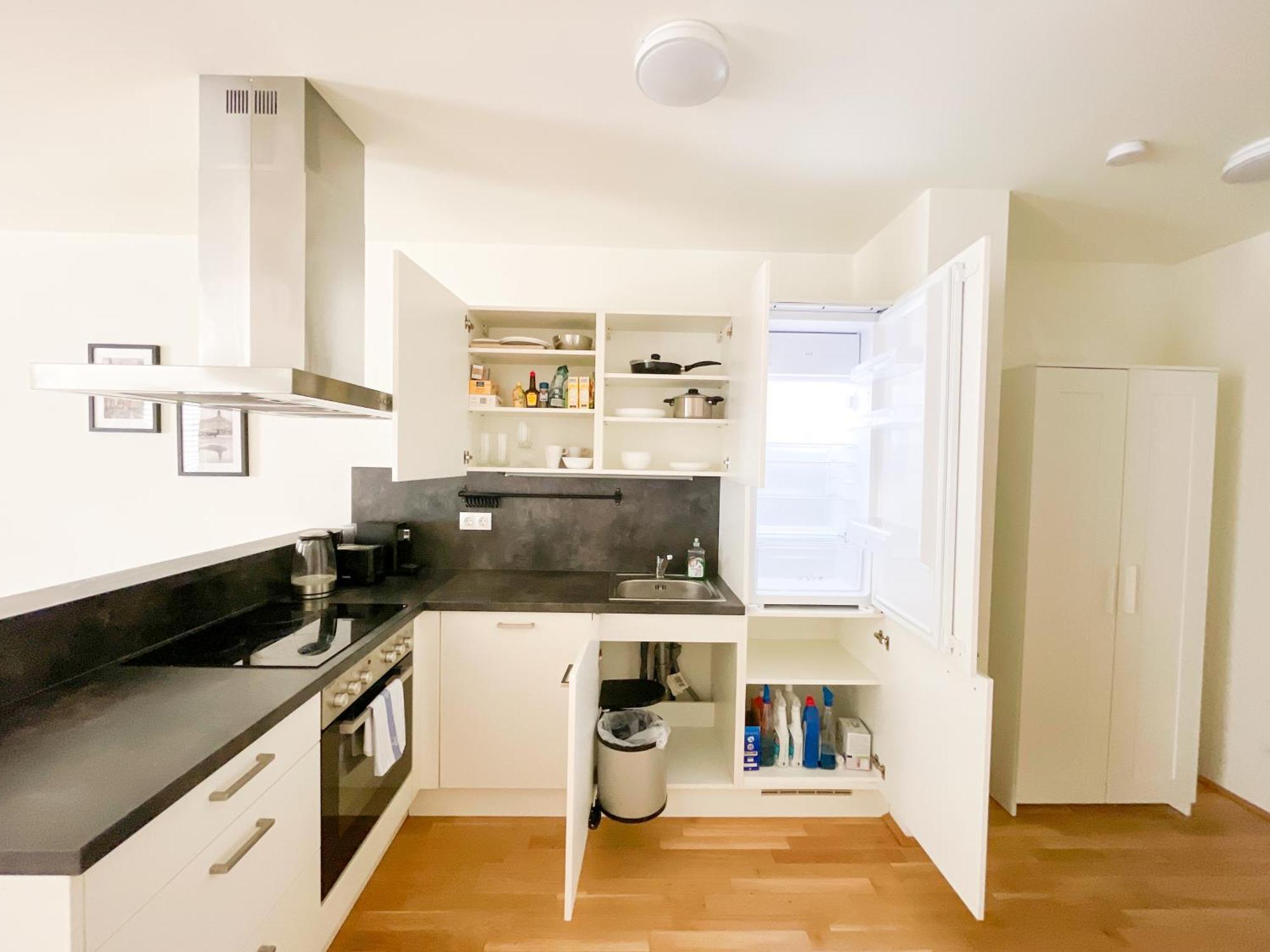Contactless Self-check-in - 1br Apartment, Near Airport,15 Min To Center Apartment