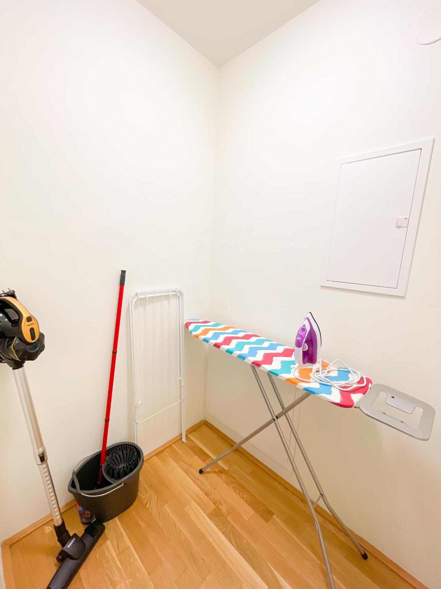 Apartment Contactless Self-check-in - 1br Apartment, Near Airport,15 Min To Center *