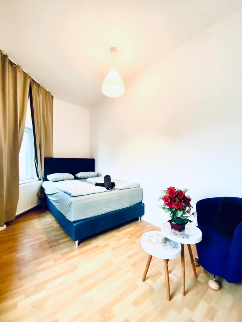 Cozy In The 23rd District Of Fr5 Homestay