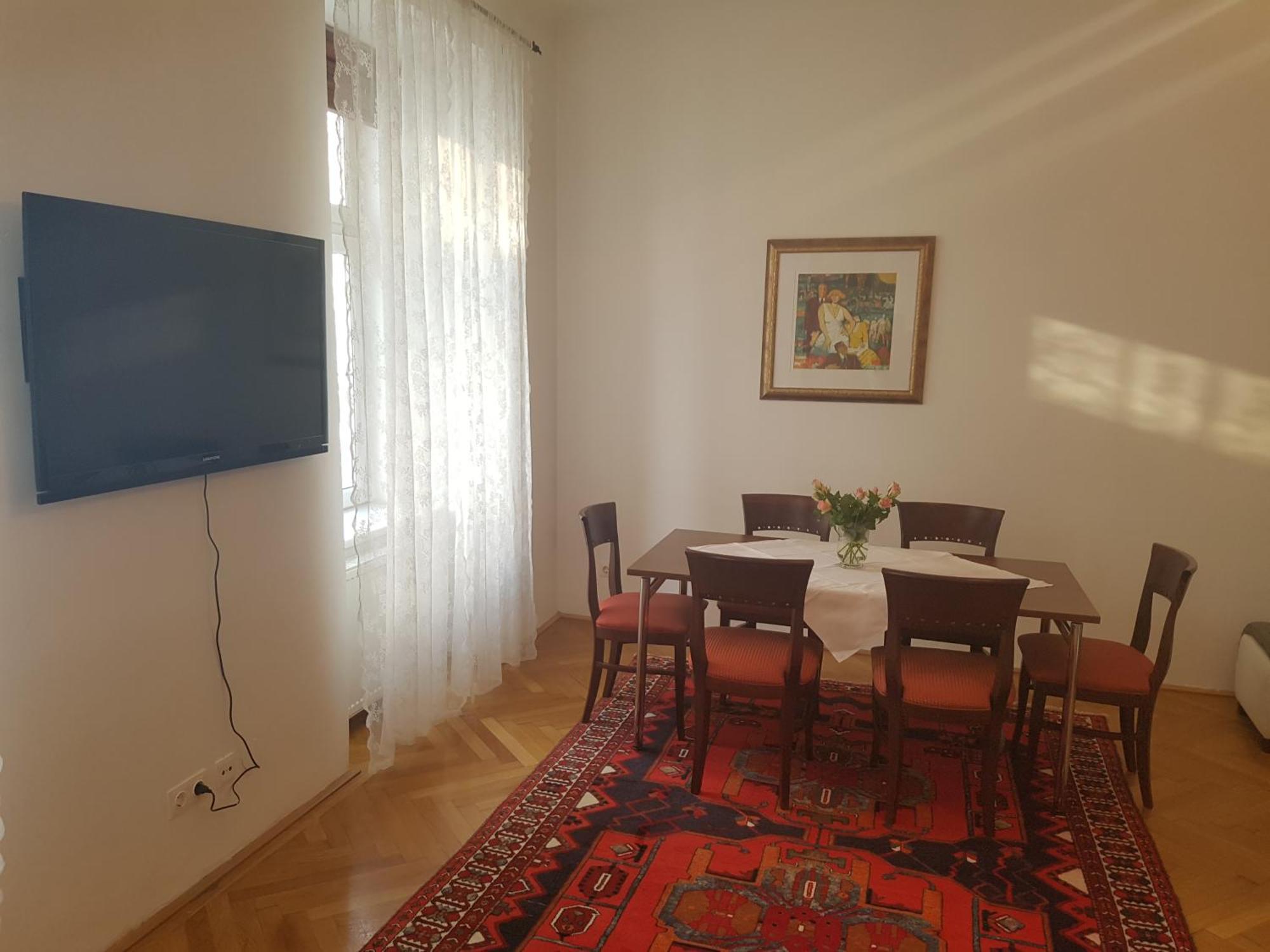 Urban Serviced Aparthotel *
