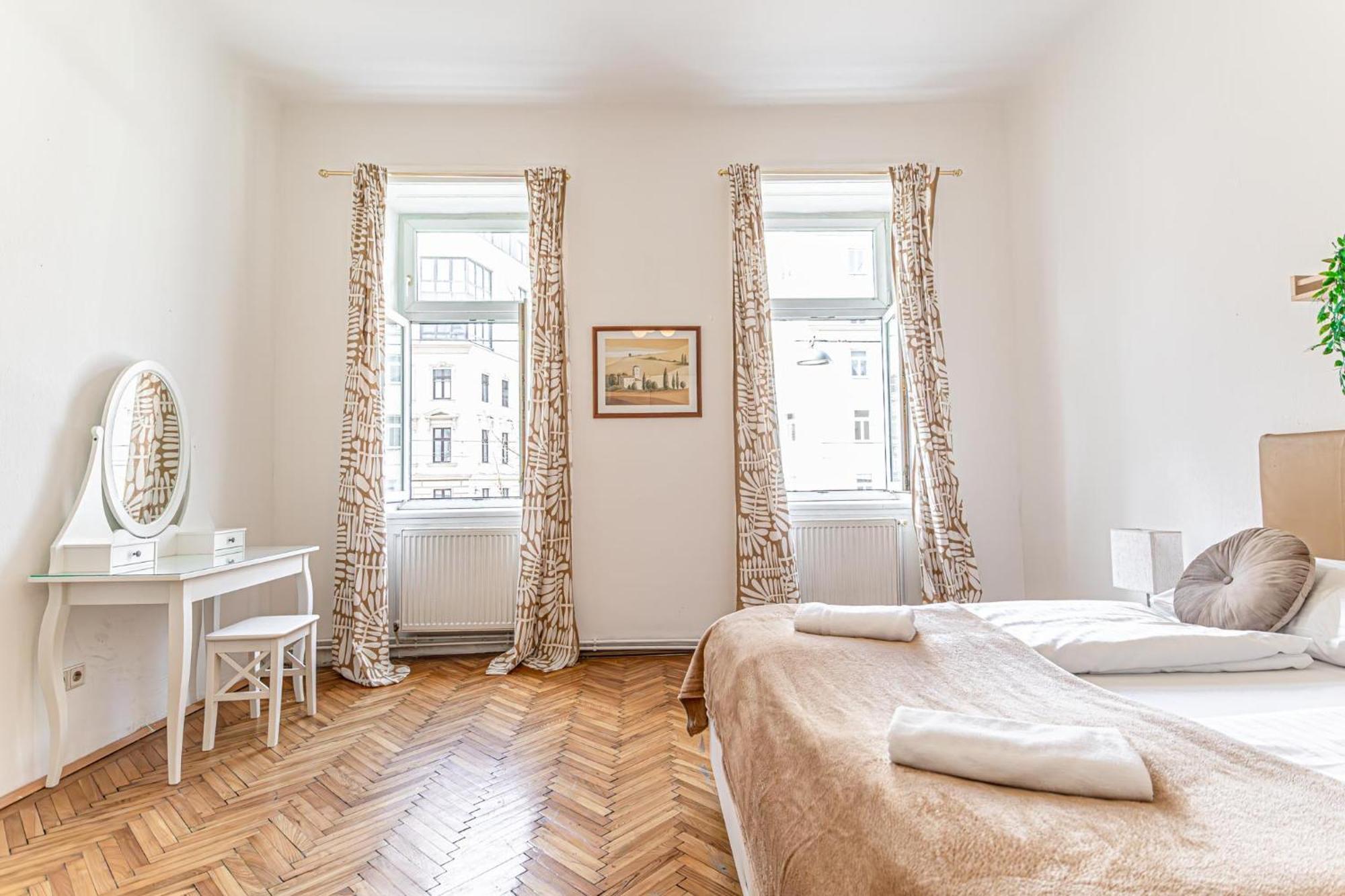 Timeless Vienna: 2br In The Historic District * Vienna