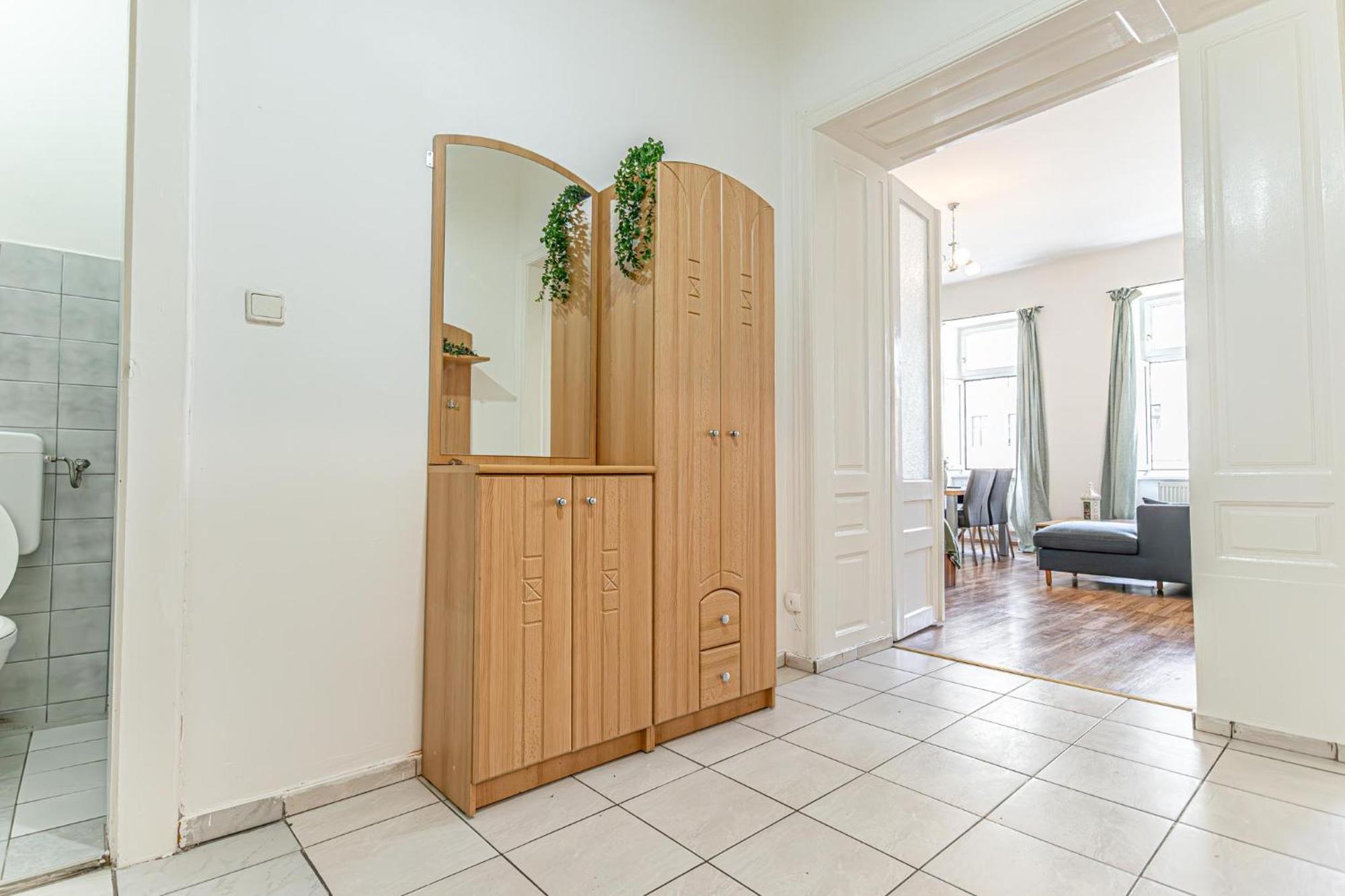 Timeless Vienna: 2br In The Historic District * Vienna
