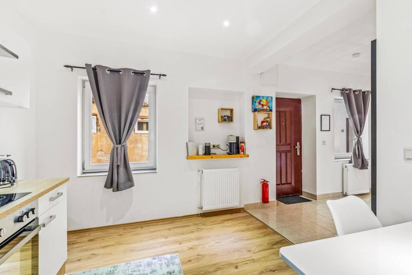 Apartamento Modernes 35qm Nahe Flughafen & Zentrum