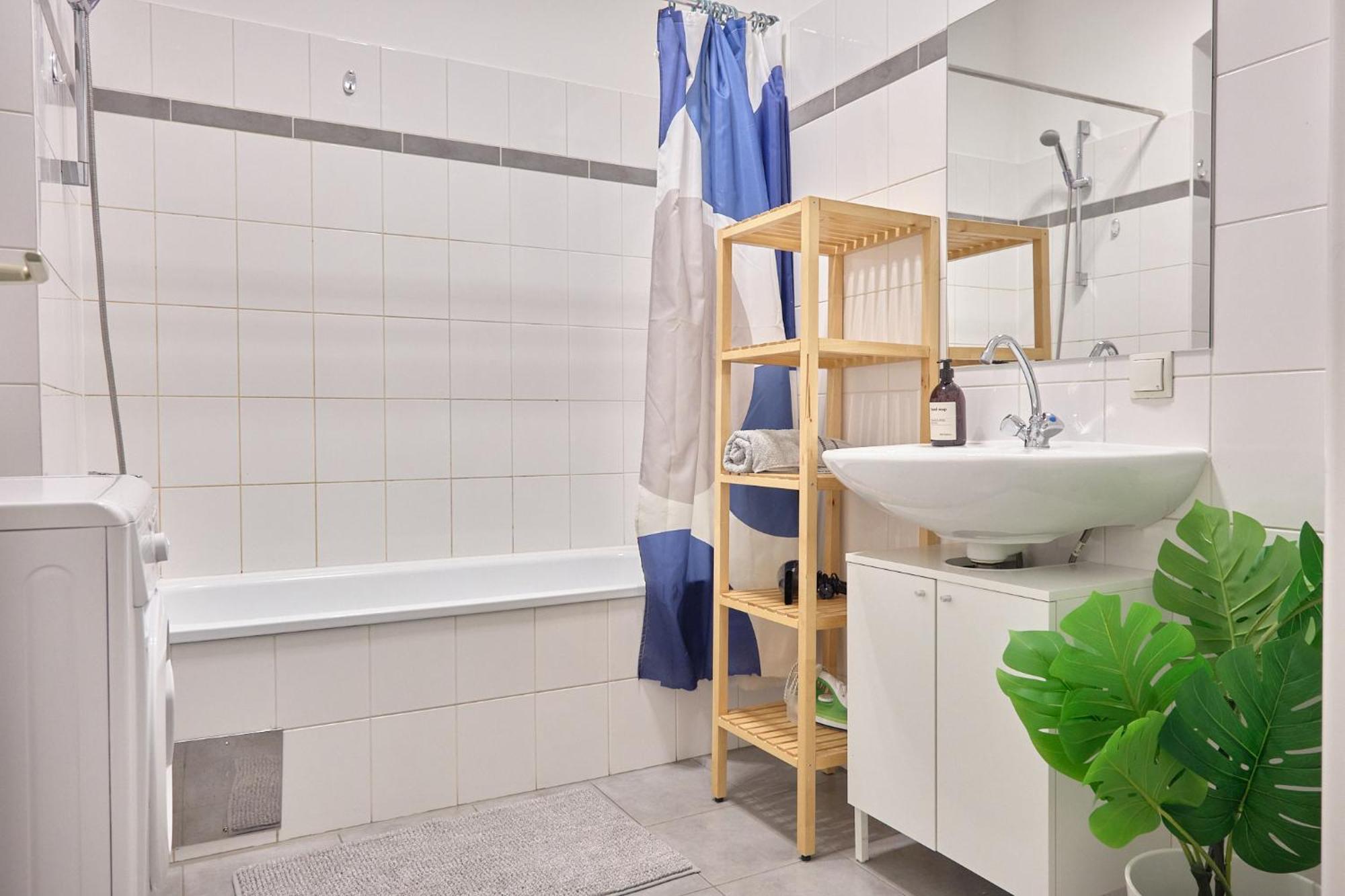 Chic - Near U3 Metro Apartment *