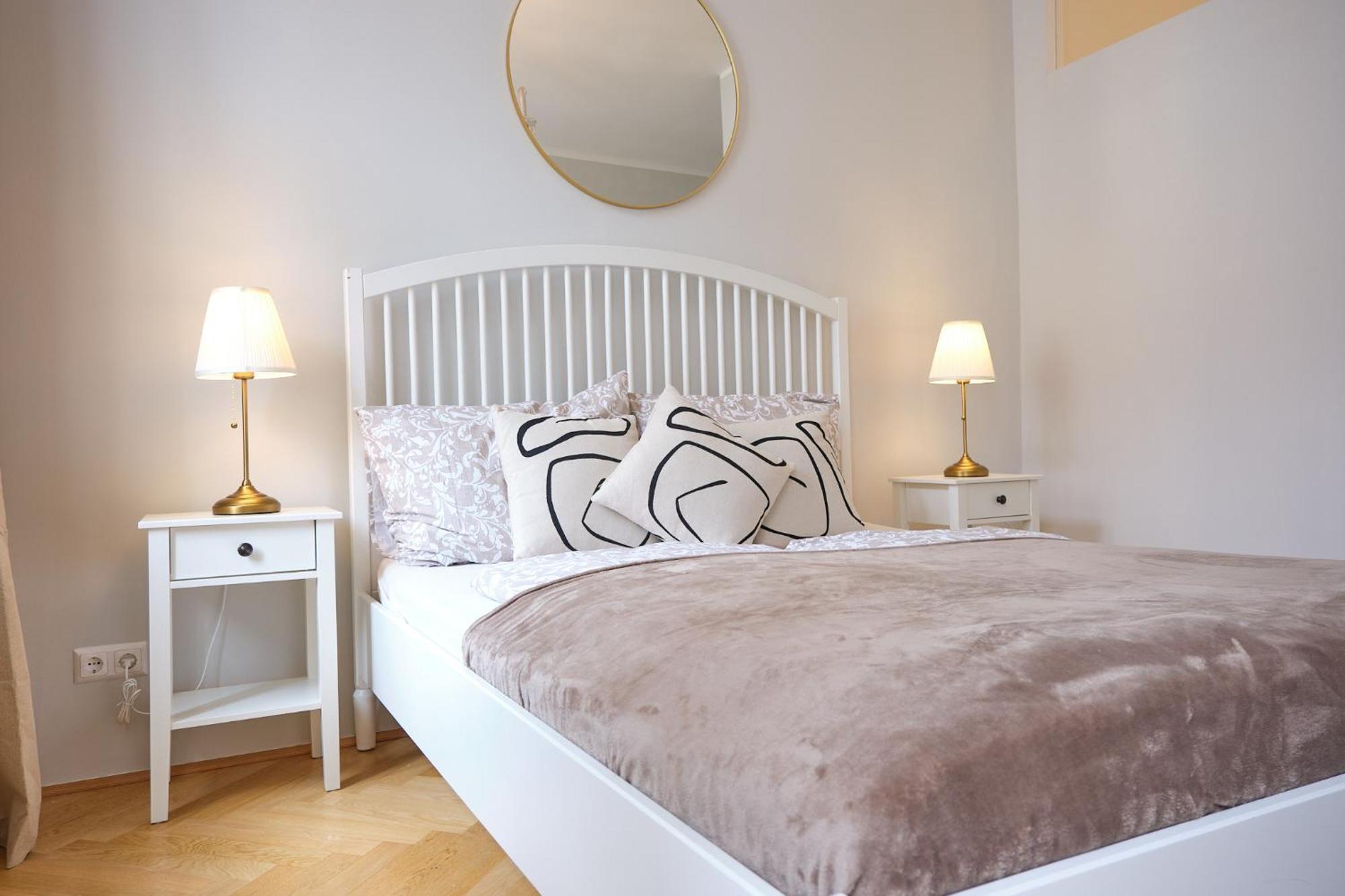 Chic - Near U3 Metro Apartment *