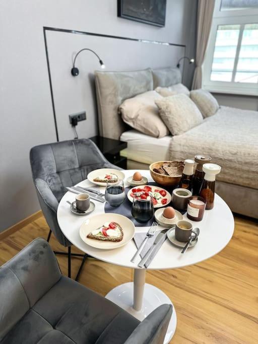 Apartment Direkt Bei Schoenbrunn! *