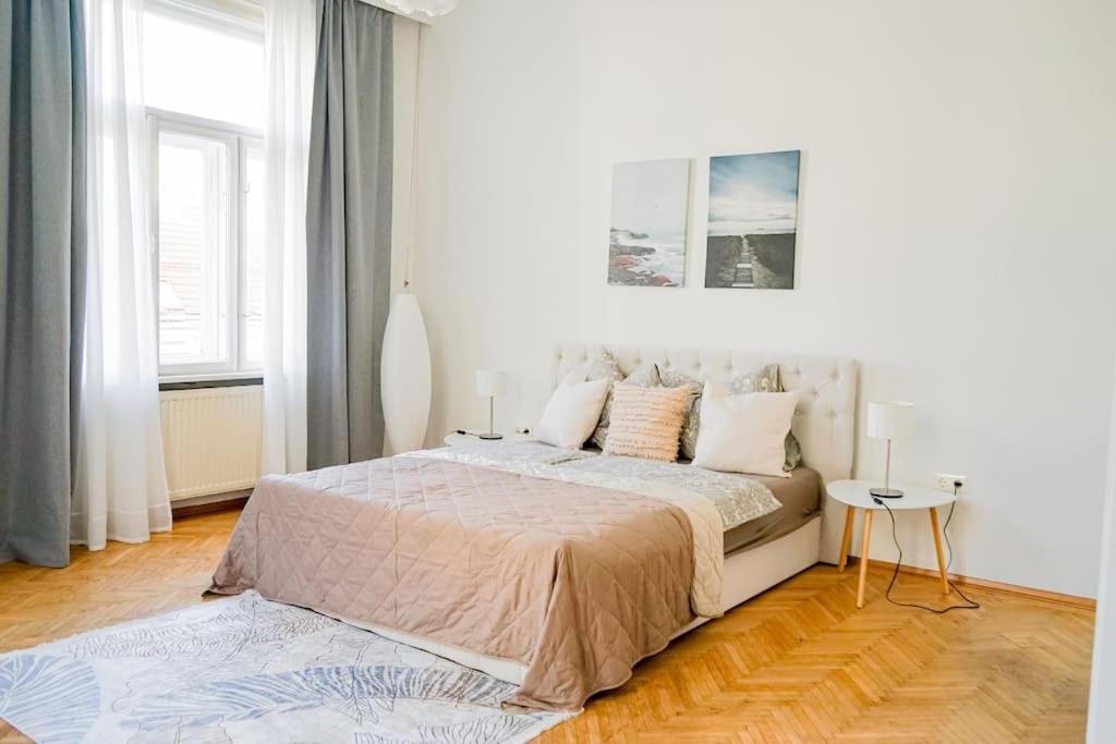Apartment Charmante Altbauwohnung 72qm Vienna