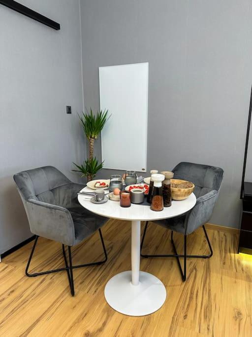 Direkt Bei Schoenbrunn! Apartment