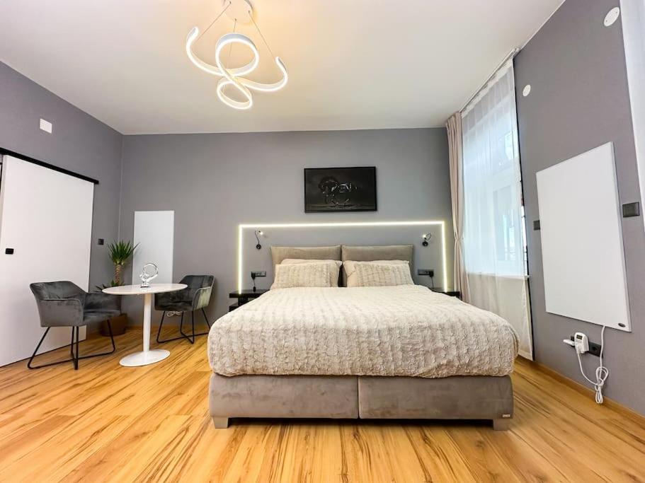 Direkt Bei Schoenbrunn! Apartment Vienna