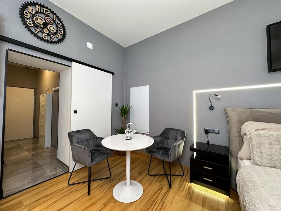 Apartment Direkt Bei Schoenbrunn! Vienna