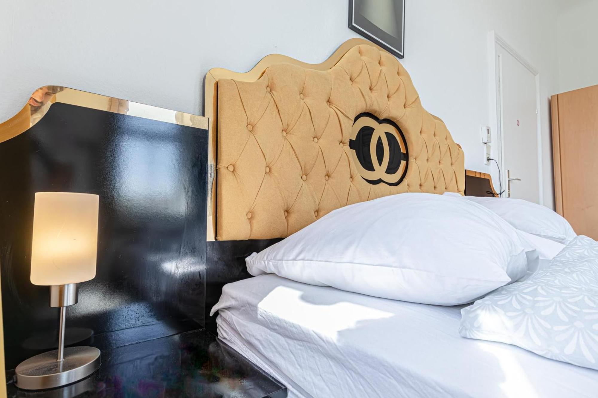 Comfy 3br Shared - U6 Subway, Danube & Millenium *