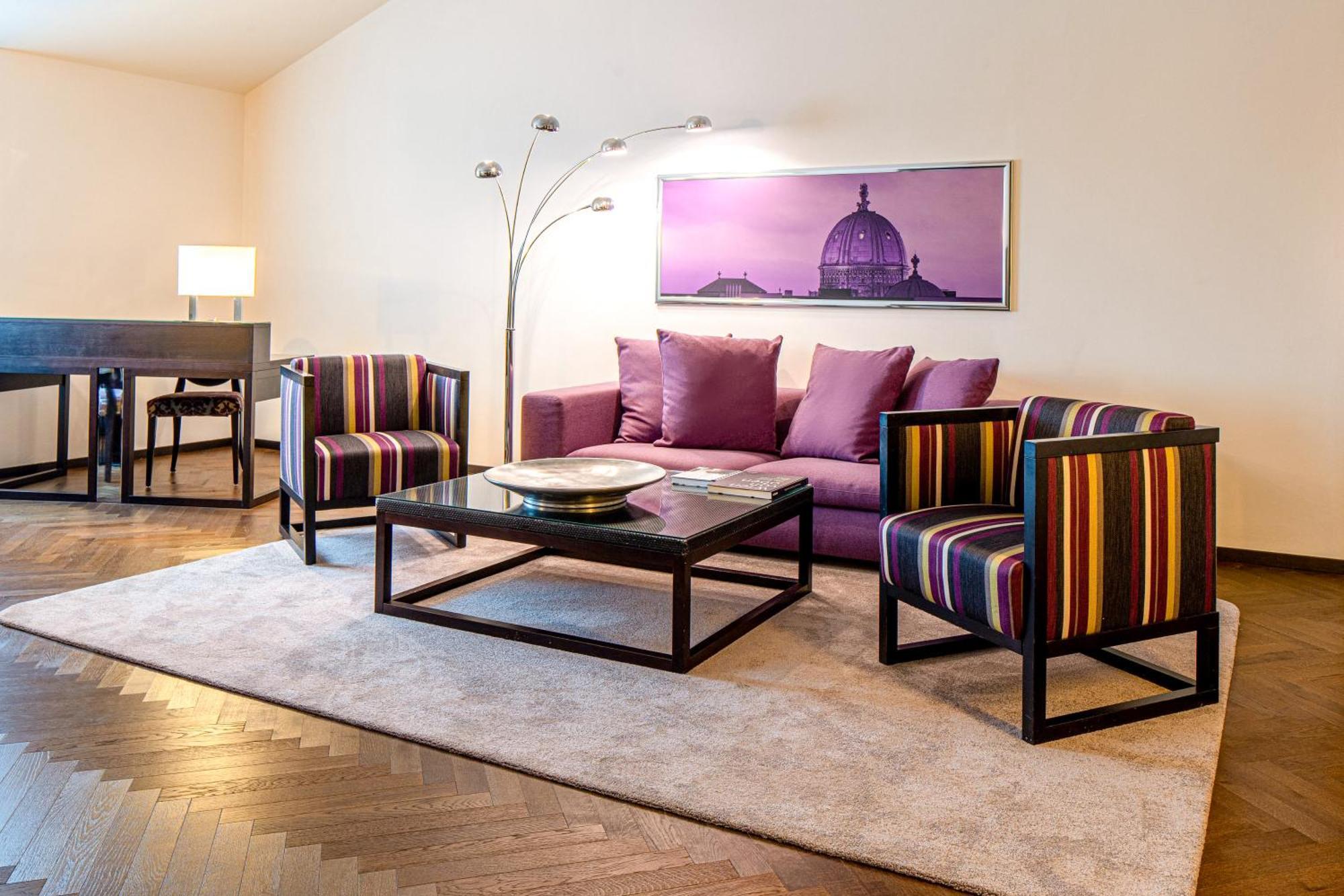 Hotel Steigenberger Herrenhof 5*