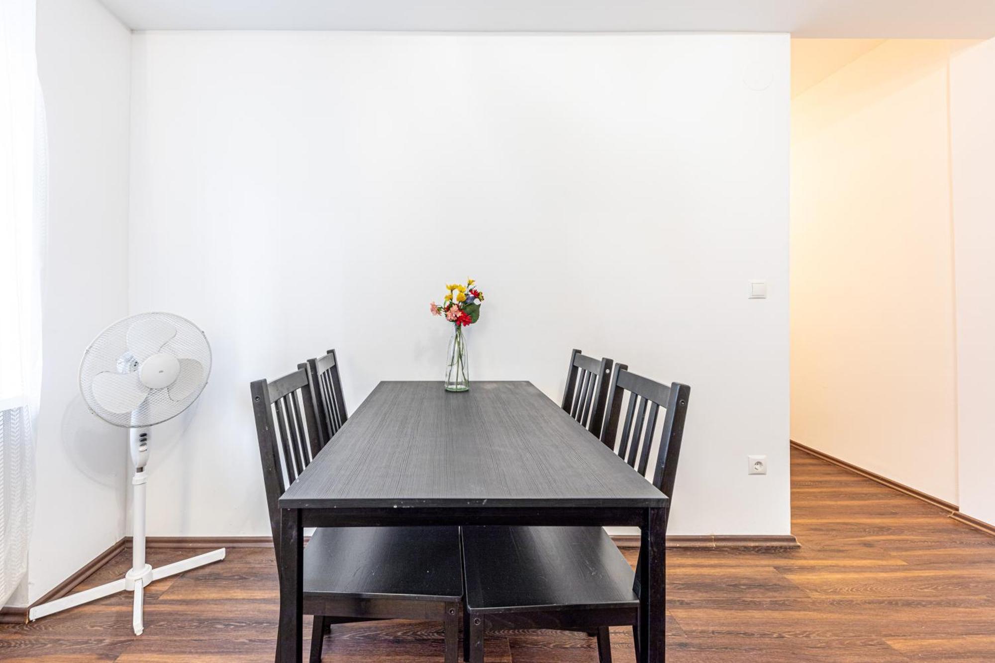 & Affordable By Jr Homestay