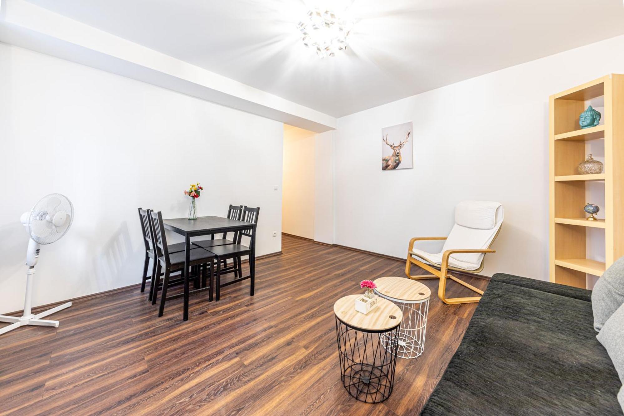 Hospedagem domiciliar & Affordable By Jr Viena