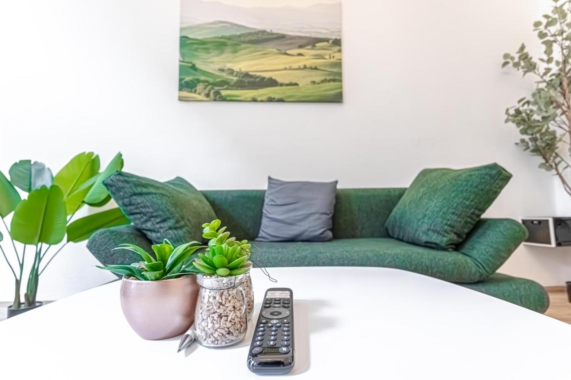 18 Min To Center Via U3 - Lovely 1br Ground Floor Gem Vienna