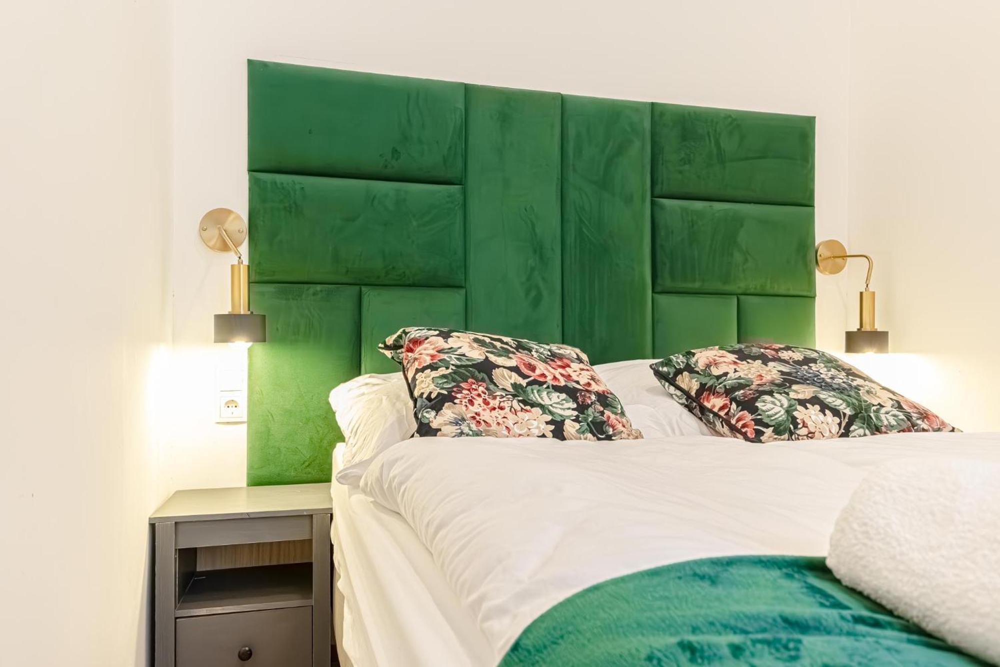 Apartment 18 Min To Center Via U3 - Lovely 1br Ground Floor Gem *