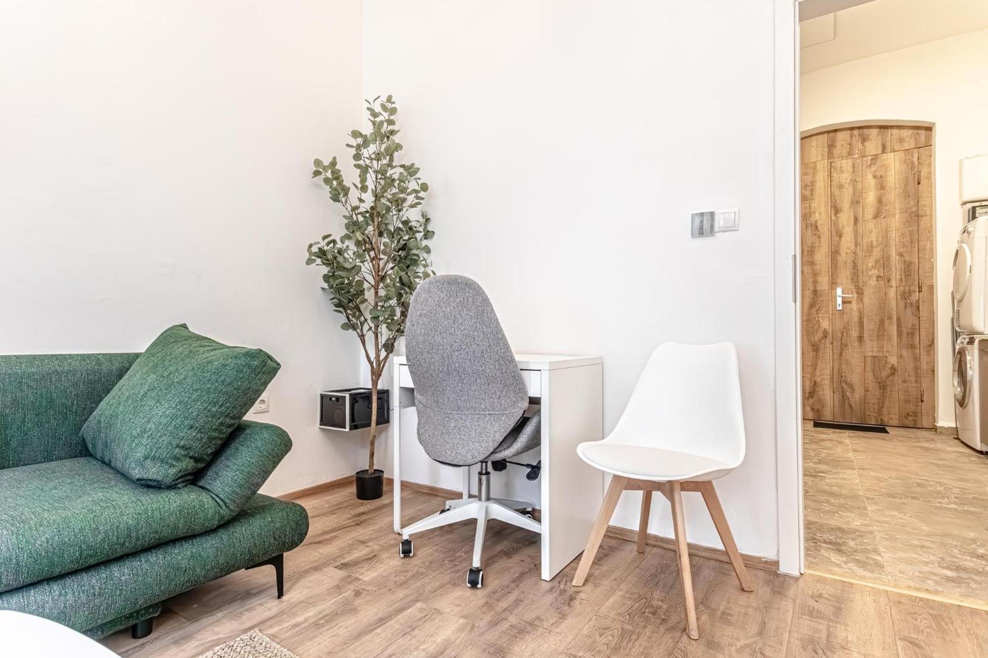 18 Min To Center Via U3 - Lovely 1br Ground Floor Gem * Vienna