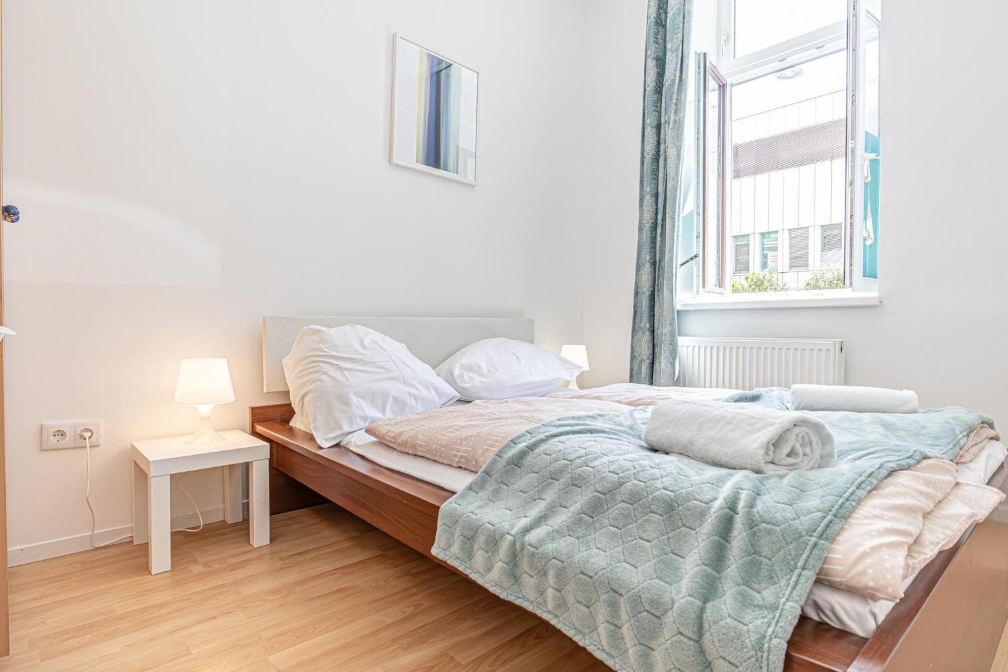 Loevly Shared 6br With Garden Near Danube & Millenium * Viena