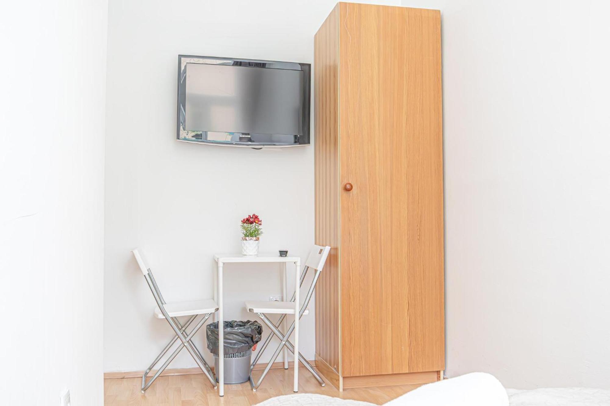Loevly Shared 6br With Garden Near Danube & Millenium *