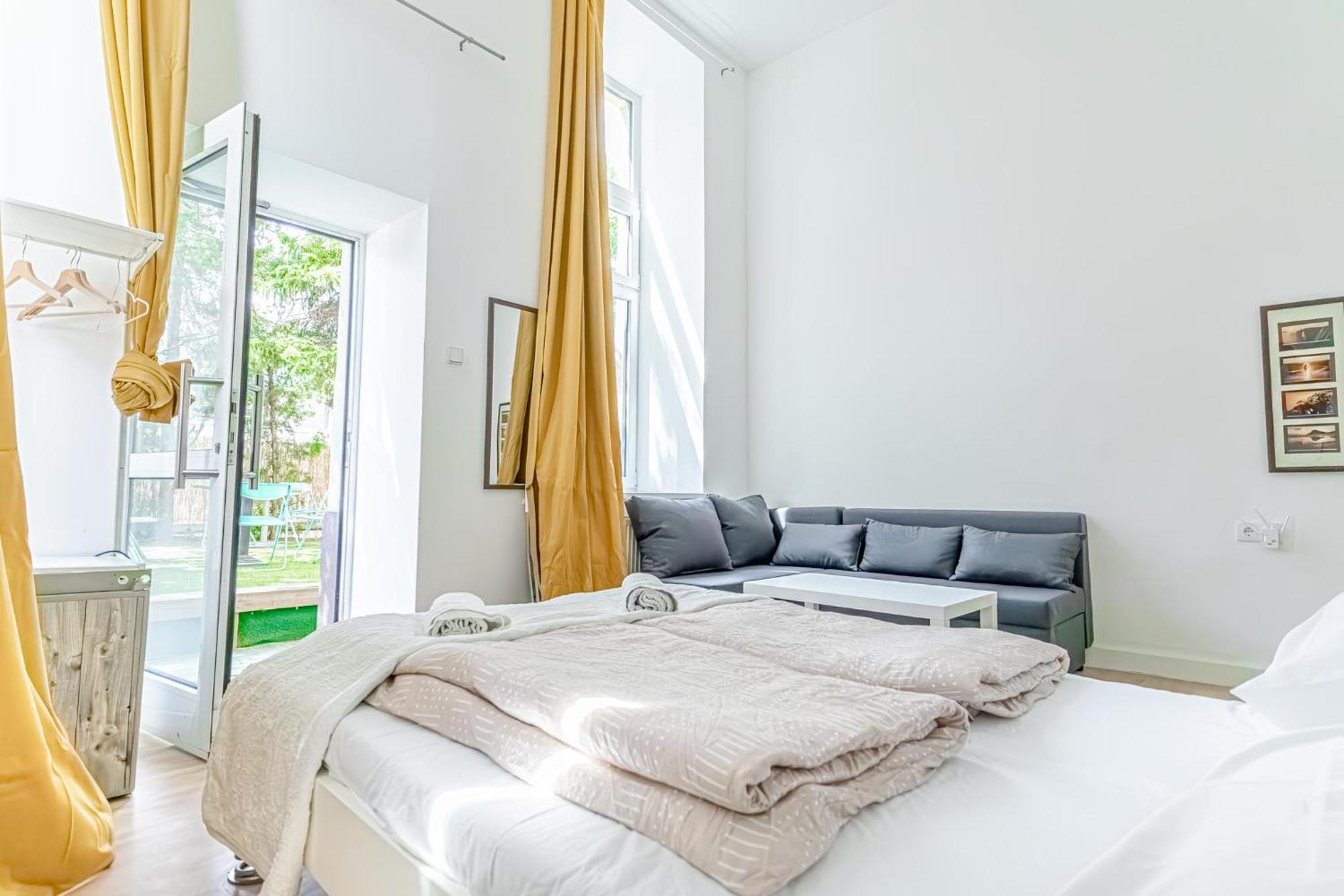 Loevly Shared 6br With Garden Near Danube & Millenium *