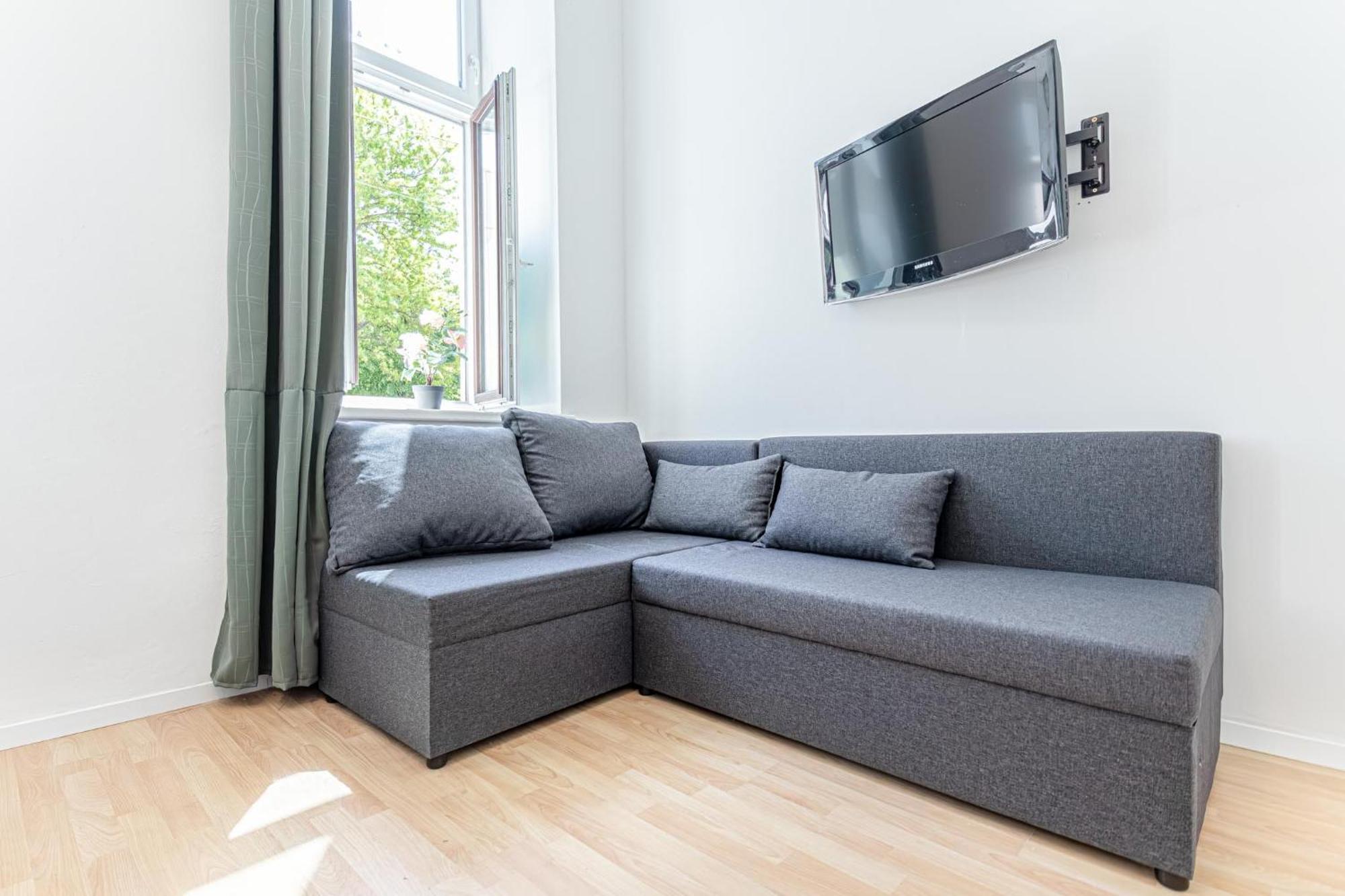 Loevly Shared 6br With Garden Near Danube & Millenium Viena