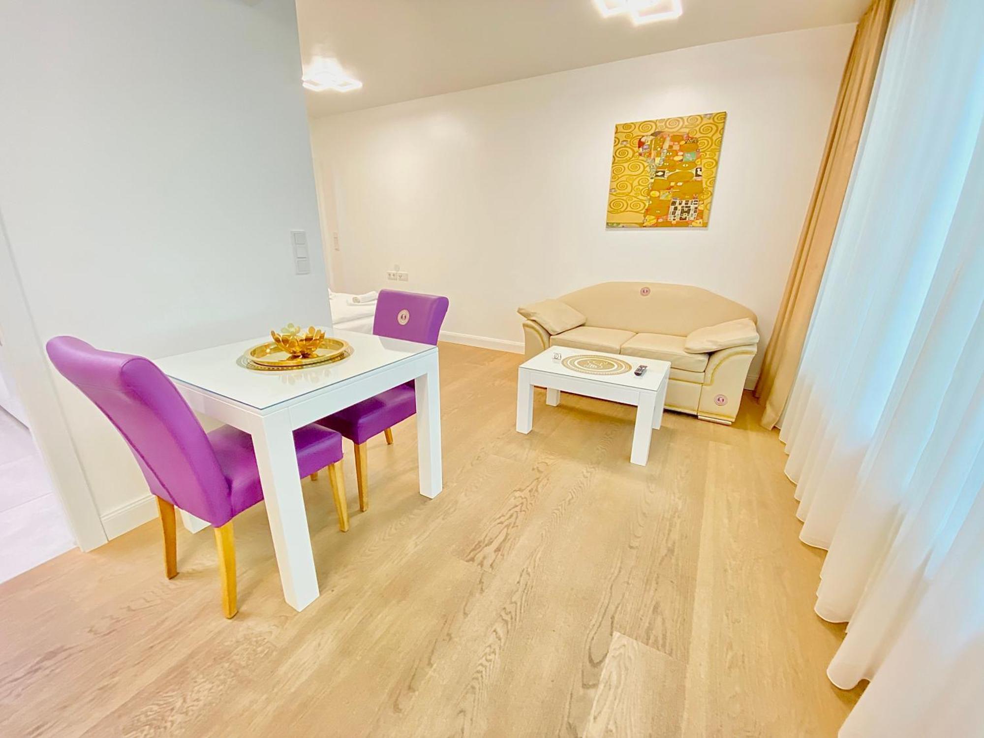 Steiner Residences Vorgartenstrasse Apartment