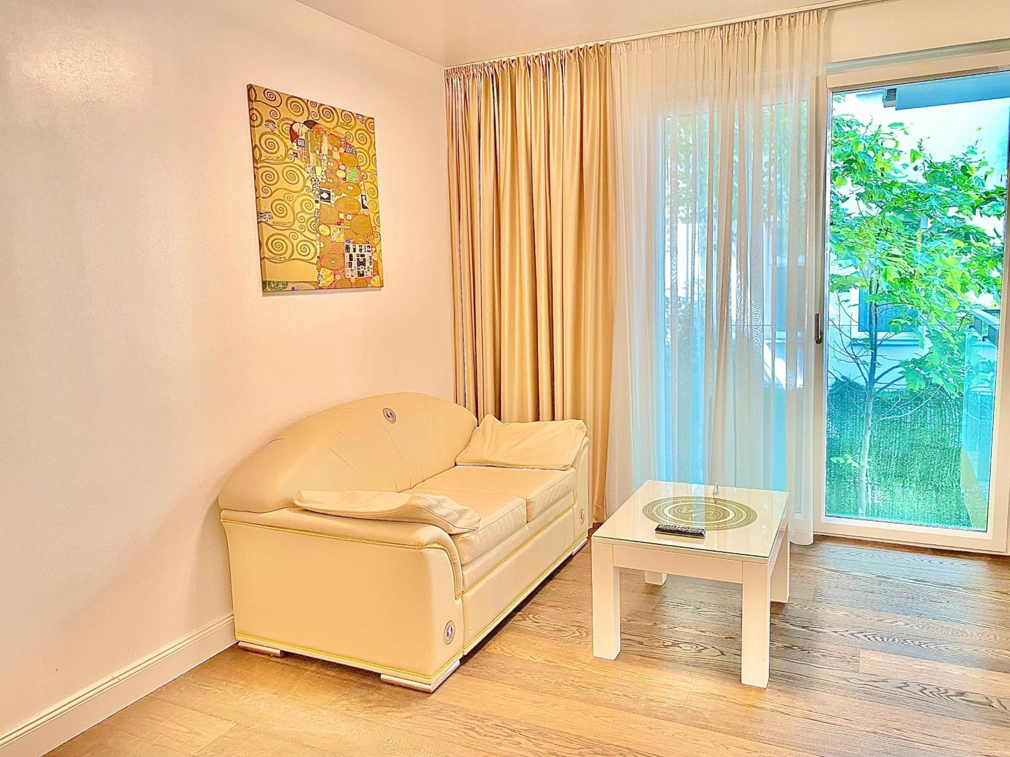 Steiner Residences Vorgartenstrasse Apartment