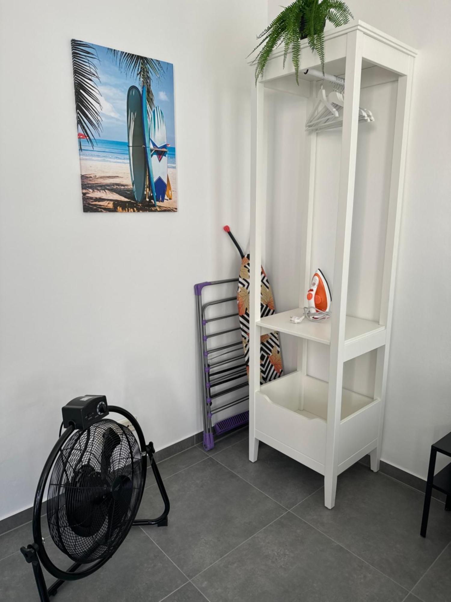 Apartment Klein Aber Fein Mit Terrasse Vienna