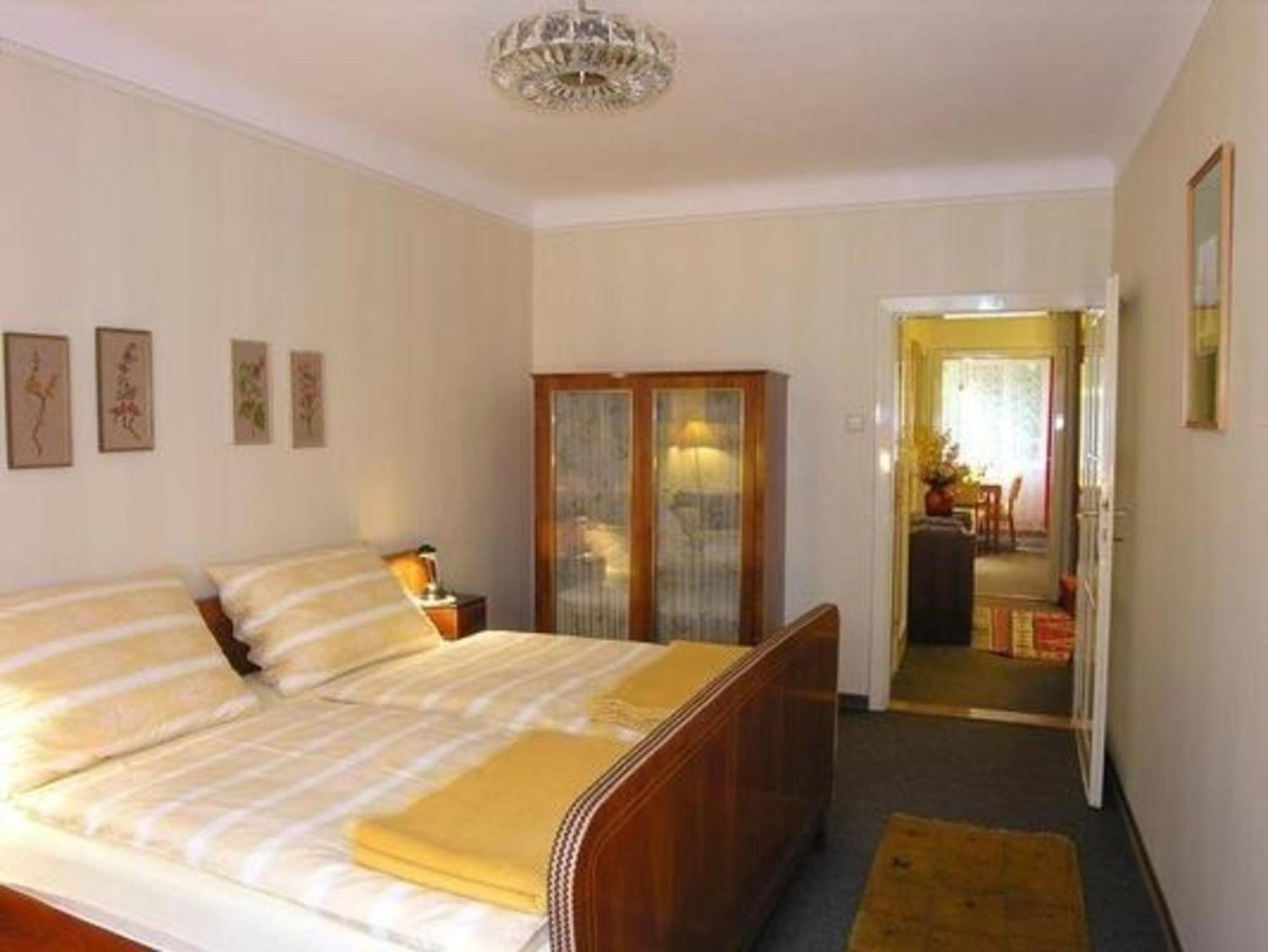 Grosse In Unter Sankt Veit Mit Garten Apartment *