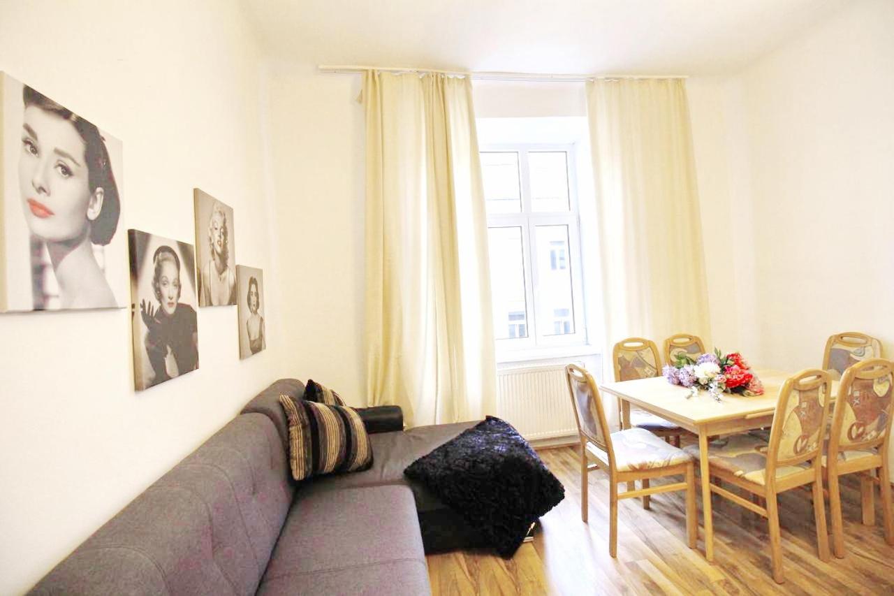 Comfortable Near Schoenbrunn Palace Hl *
