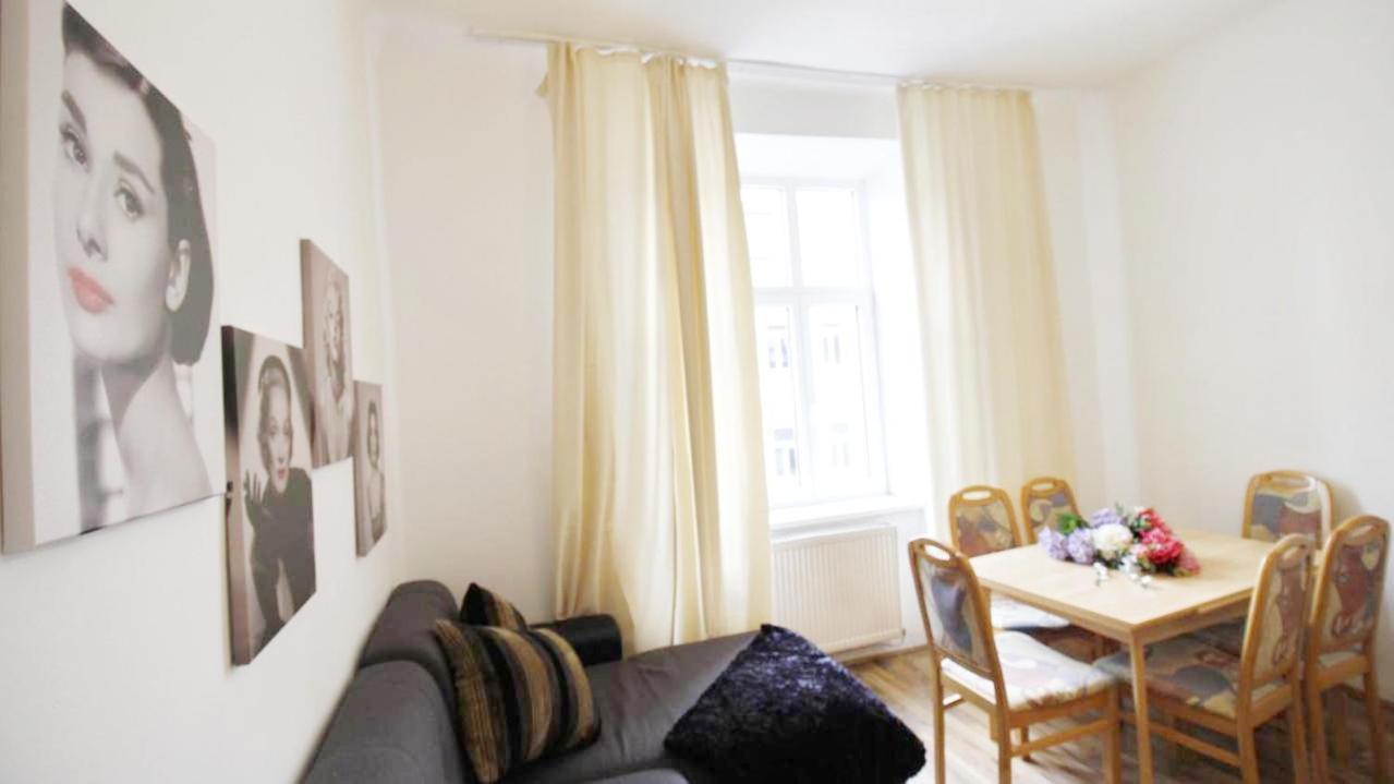 Comfortable Near Schoenbrunn Palace Hl Viena