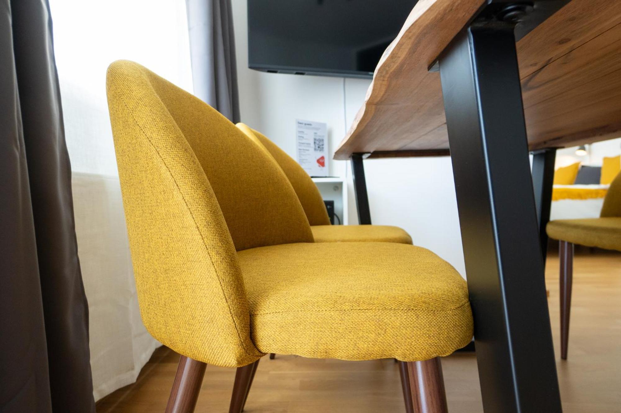 Bright Stylish With A Huge Terrace In A Location Apartment *