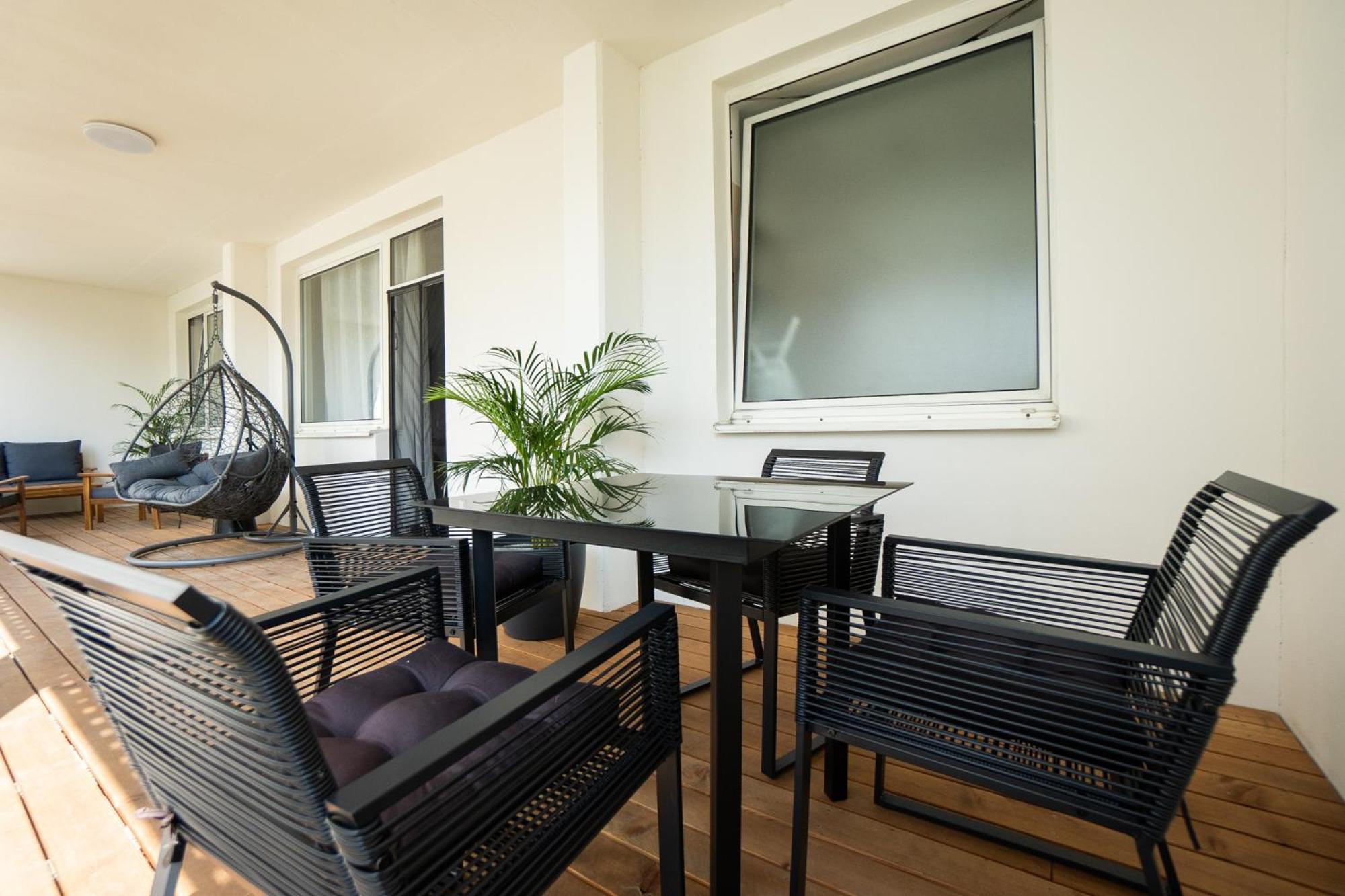 Bright Stylish With A Huge Terrace In A Location Apartment Vienna