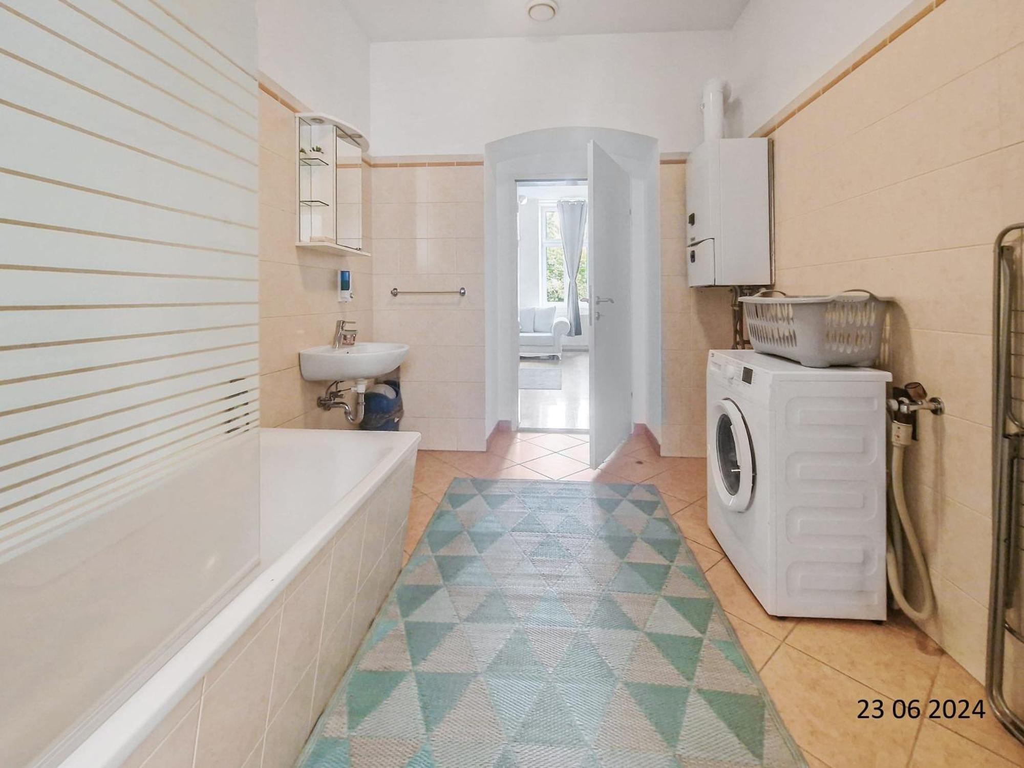 Apartment Three-bedroom Delight, King-size Beds *