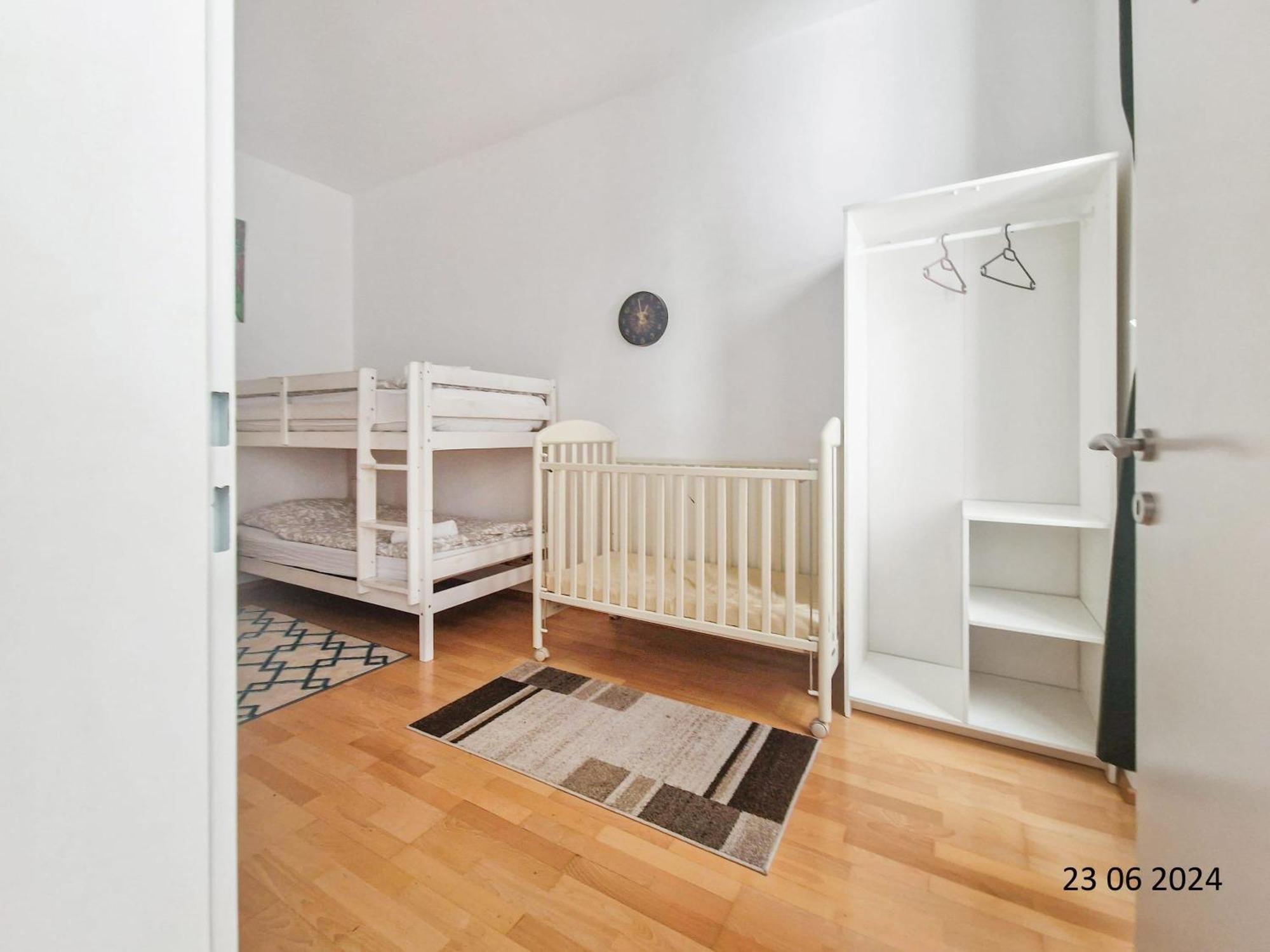 Apartment Three-bedroom Delight, King-size Beds *