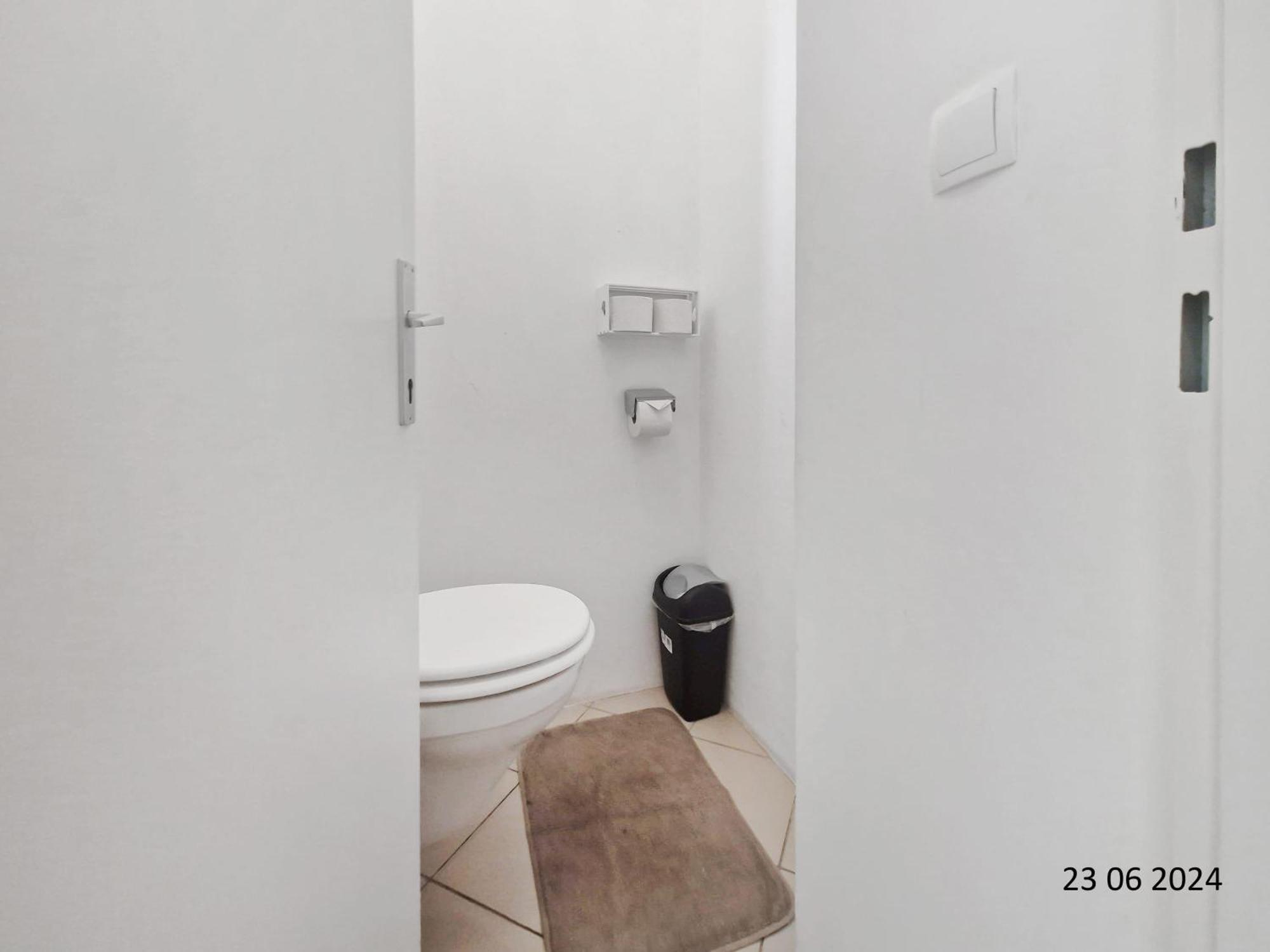 Three-bedroom Delight, King-size Beds *