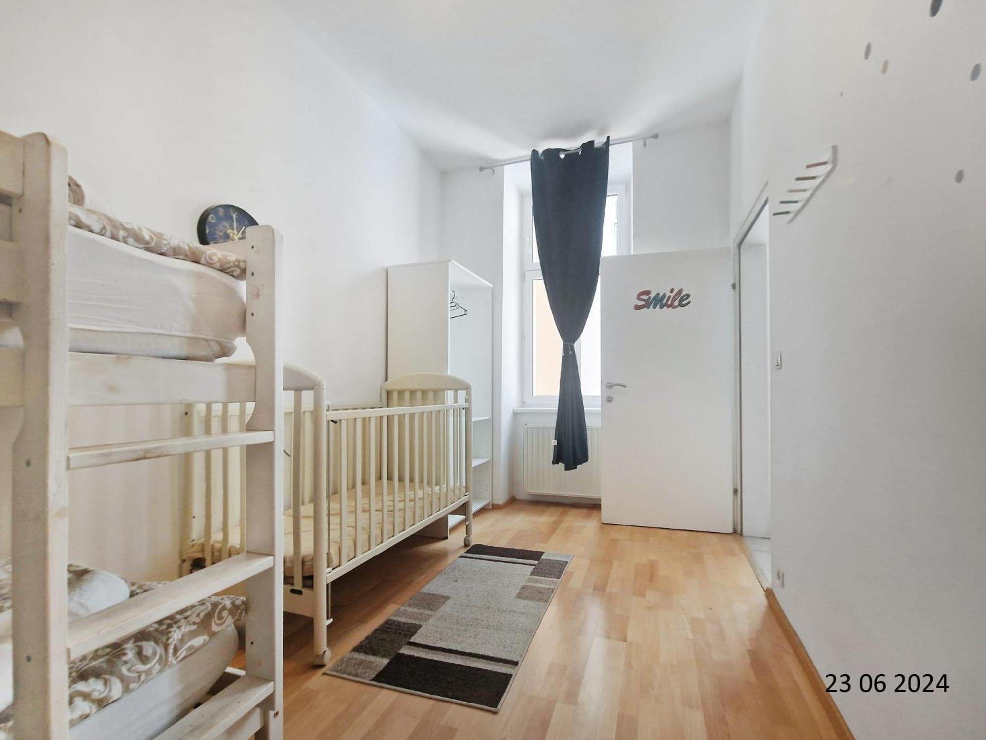 Apartment Three-bedroom Delight, King-size Beds