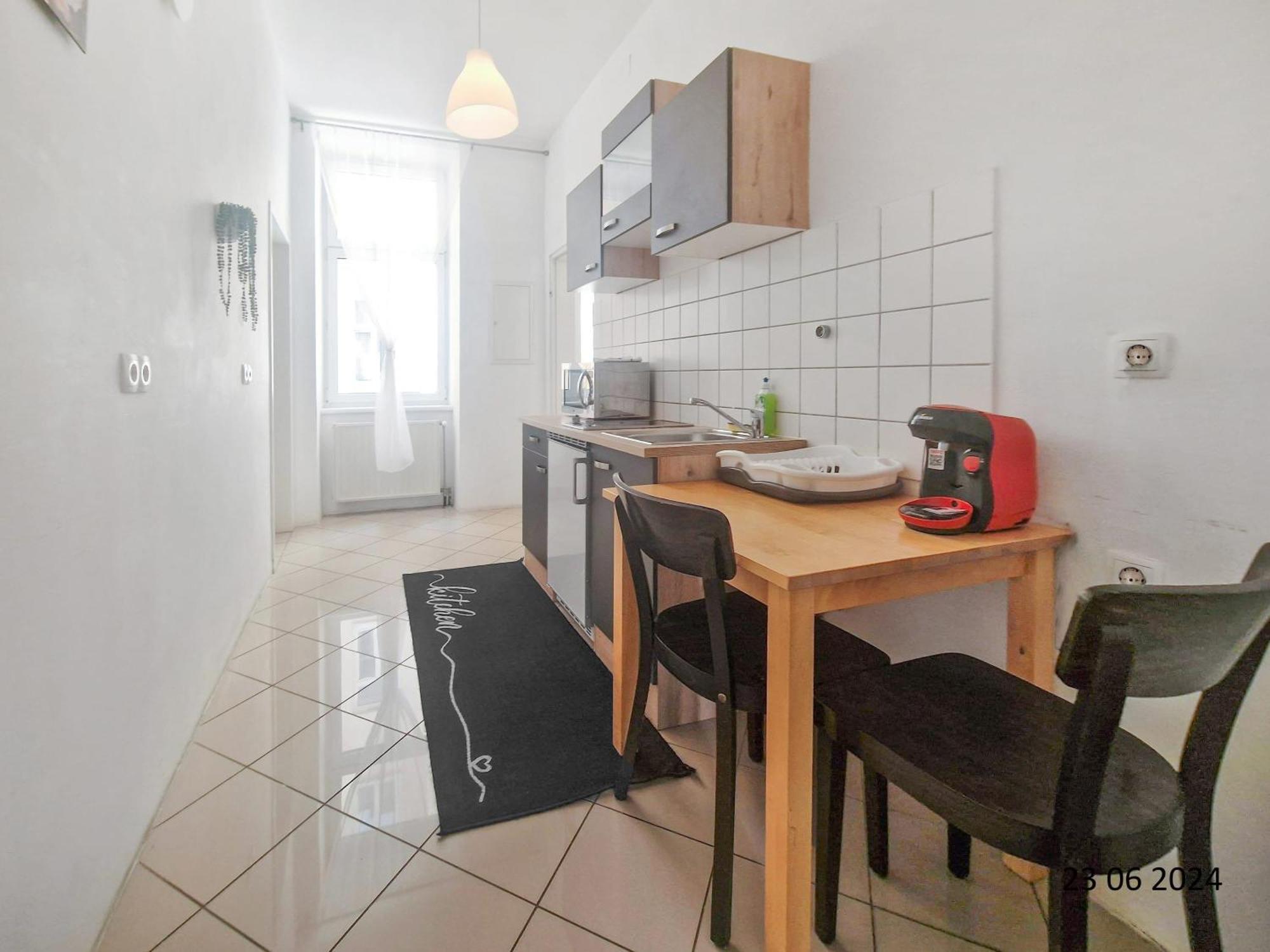 Three-bedroom Delight, King-size Beds Apartment *